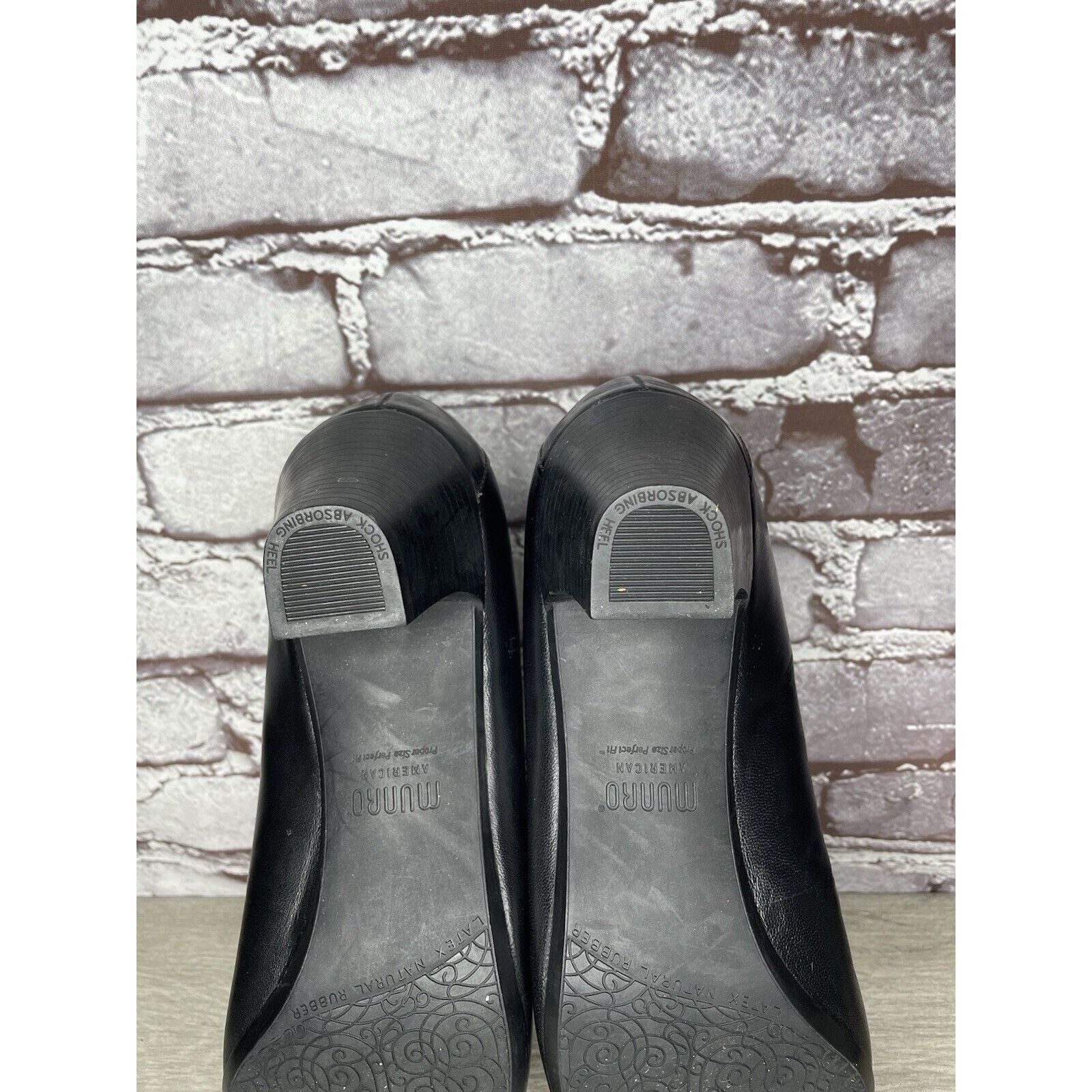 Other Munro American Black Leather Cap Toe Elastic Comfort Heels W Size US 11.5 / IT 41.5 - 20 Thumbnail