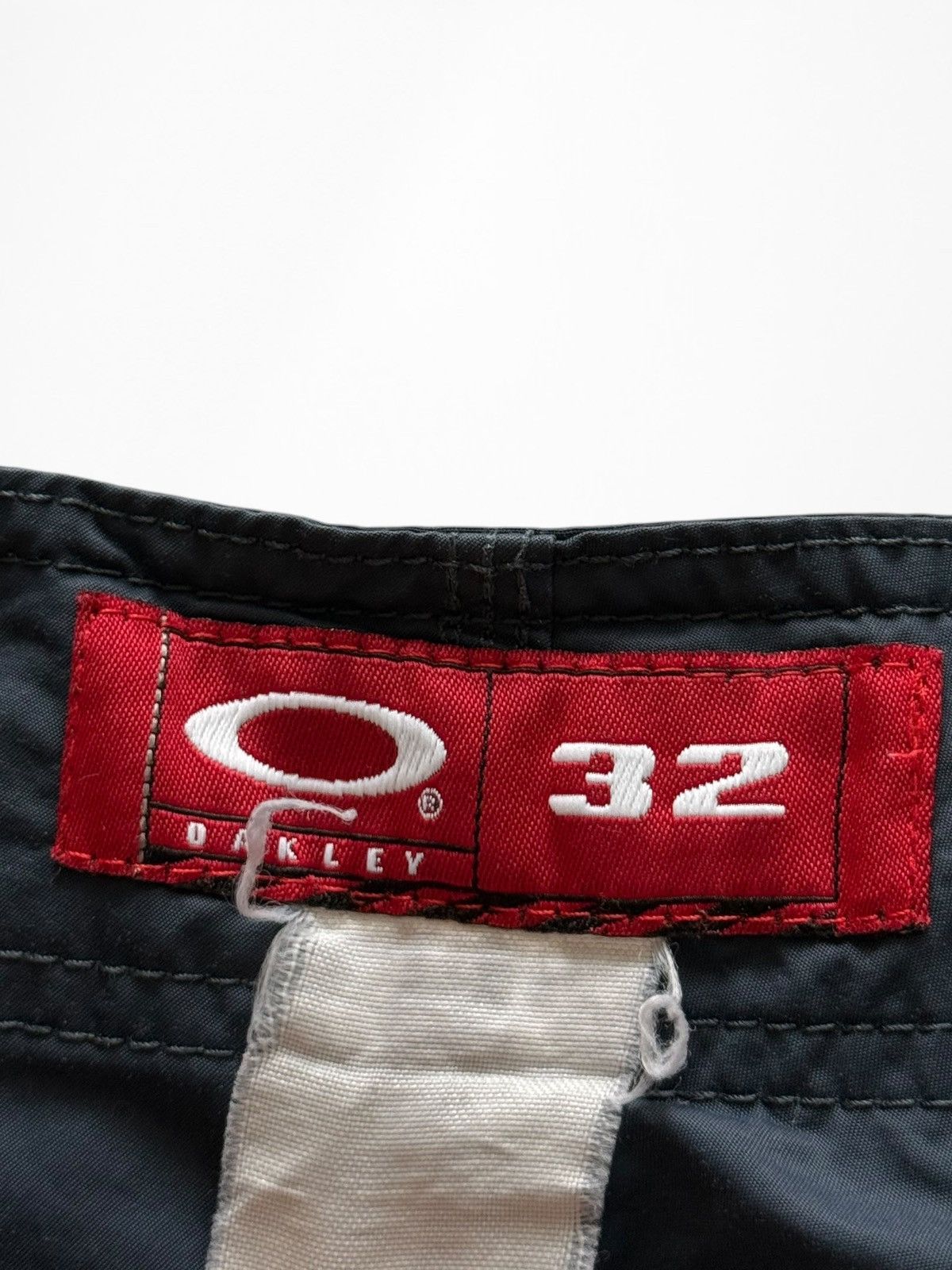 Oakley Oakley Software Vintage logo nylon shorts y2k Size US 32 / EU 48 - 3 Thumbnail