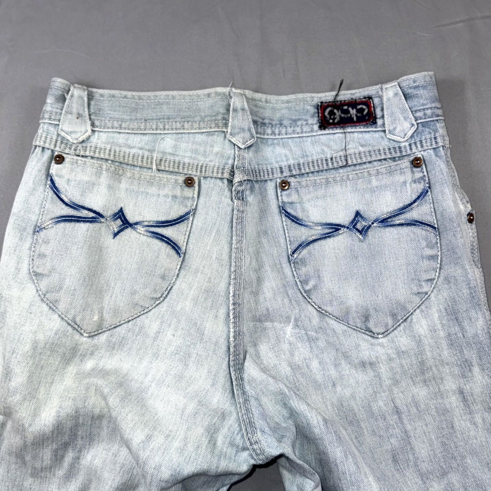 Gap VINTAGE Gap Jeans Womens 30 Blue 90s Embroidered Pocket Light Wash Size 30xL Size 30" / US 8 / IT 44 - 6 Thumbnail
