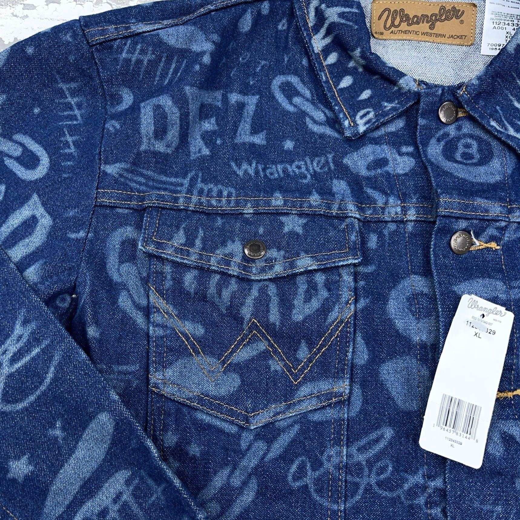 Wrangler Wrangler Jacket Men XL Blue Denim Trucker Western 90s USA American Cowboy Button Pockets Solid Denim Short Jacket Style: Trucker Size US 36 / EU 52 - 7 Thumbnail