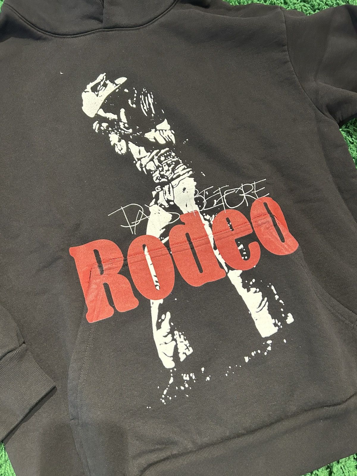 Hypebeast × Travis Scott Travis Scott Days Before Rodeo Hoodie Black Size US M / EU 48-50 / 2 - 2 Thumbnail