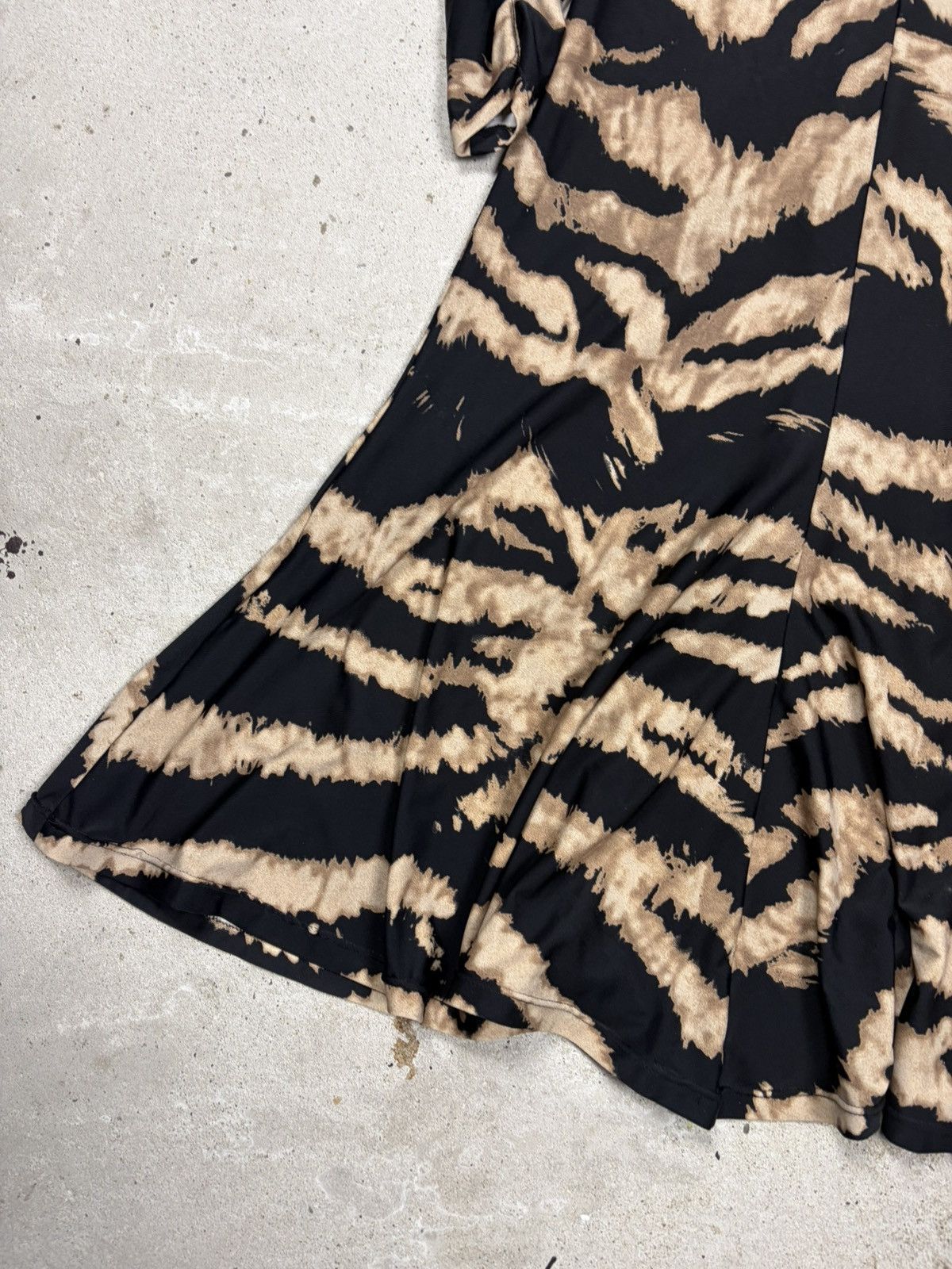 Roberto Cavalli Roberto Cavalli 2007 Animal Print Dress Size S / US 4 / IT 40 - 13 Thumbnail