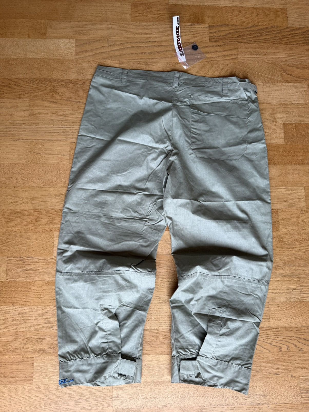 Walter Van Beirendonck NOS Early 90‘s Sabotage - Velcro Cropped pants Size US 35 - 13 Thumbnail