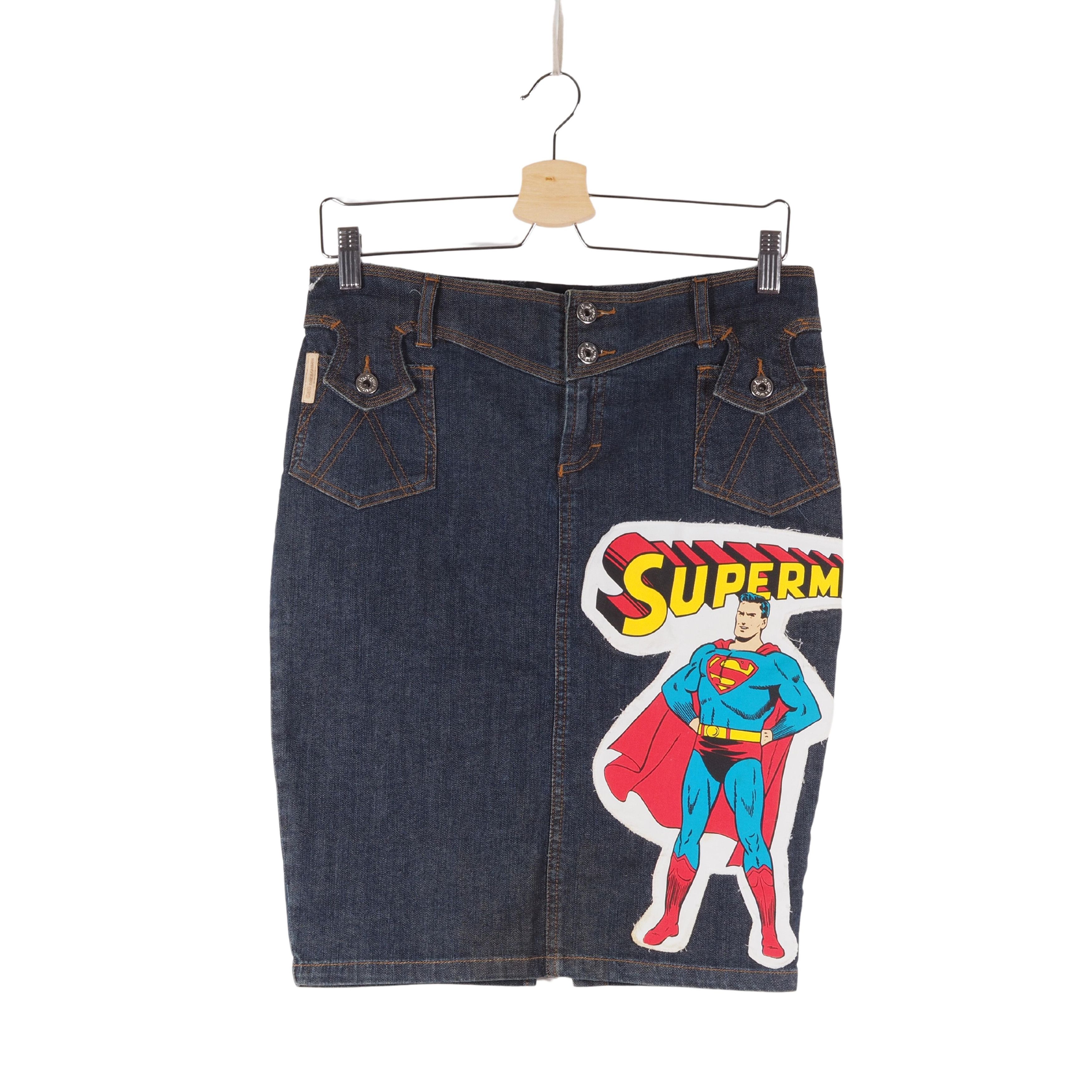 Dolce & Gabbana Dolce & Gabbana D&G Vintage Denim Superman Embroidered Skirt Size 28" / US 6 / IT 42 - 1 Thumbnail