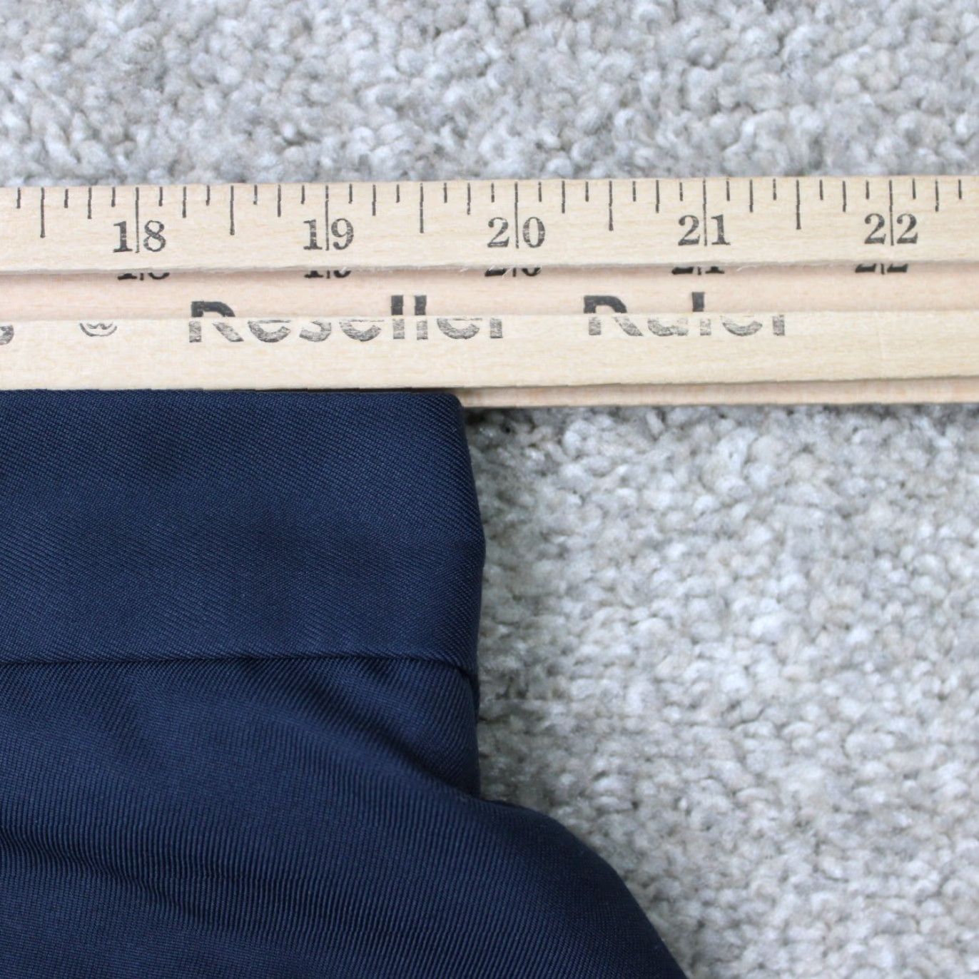 Vintage Greg Norman Short Mens 40 Blue Pleated 100% Polyester Chino Athletic Pants Clothing Downshifted? Size US 40 / EU 56 - 6 Thumbnail