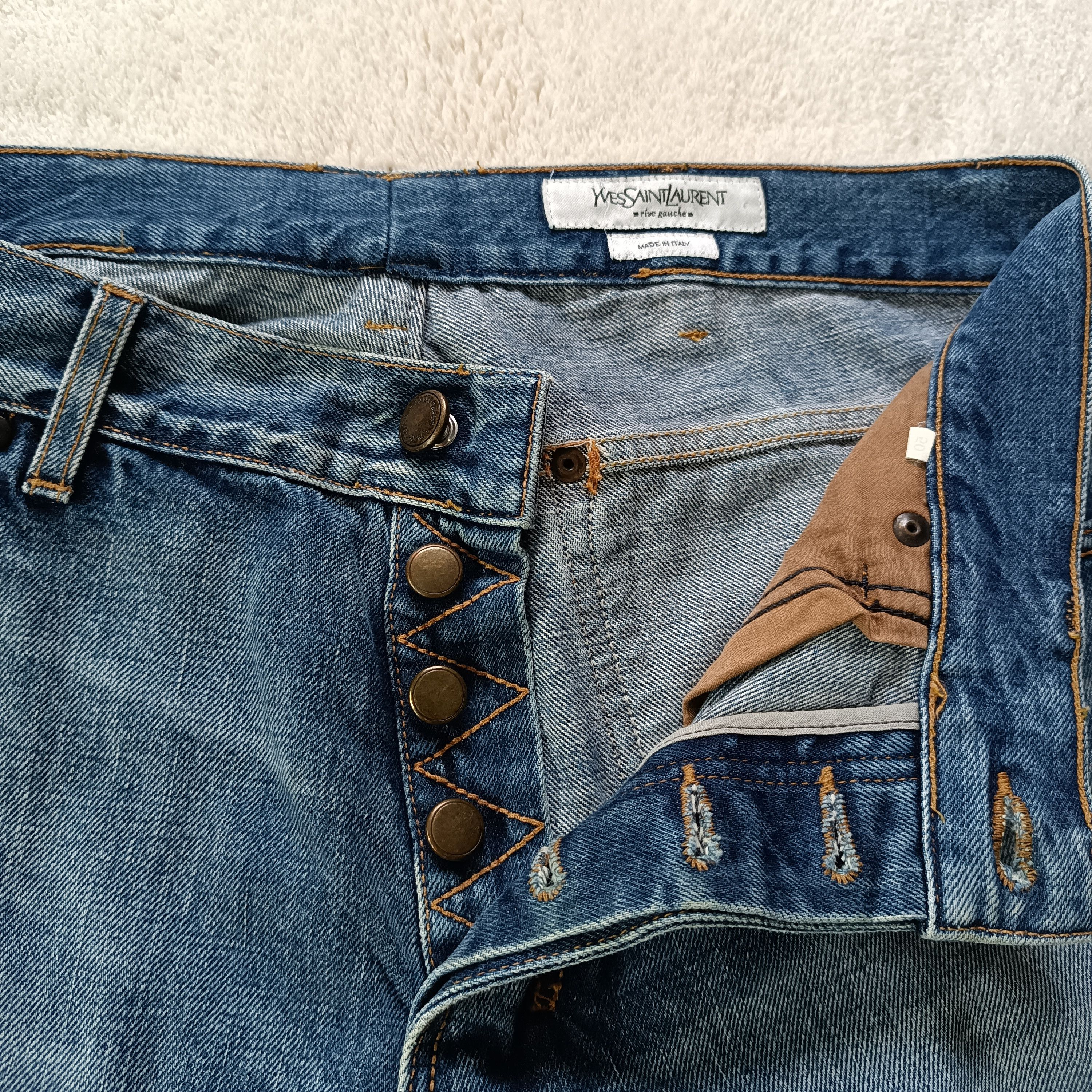 Yves Saint Laurent Italy Yves Saint Laurent Flared Denim Jeans Size 32" / US 10 / IT 46 - 14 Thumbnail