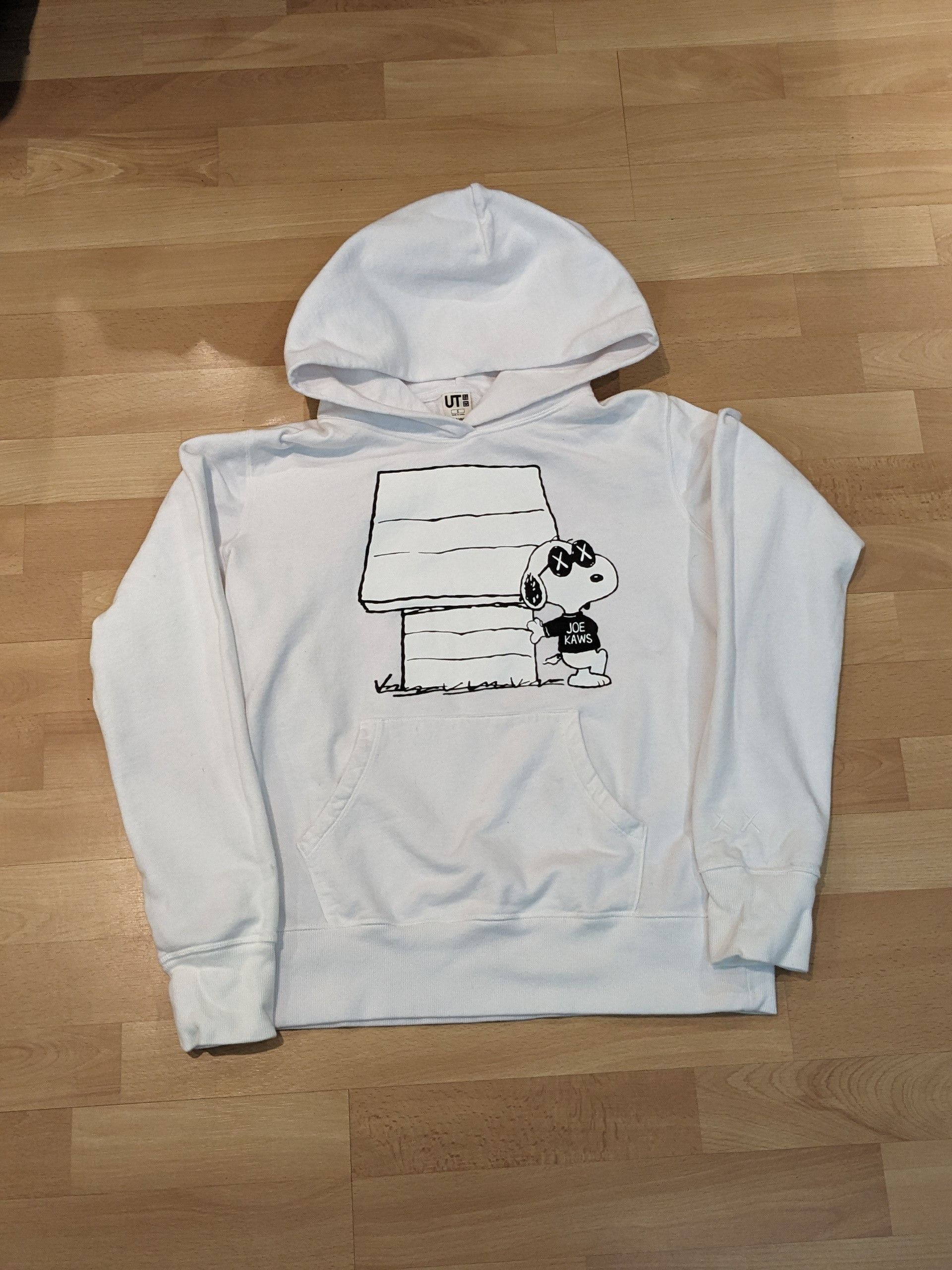 Kaws x peanuts sweatshirt hotsell