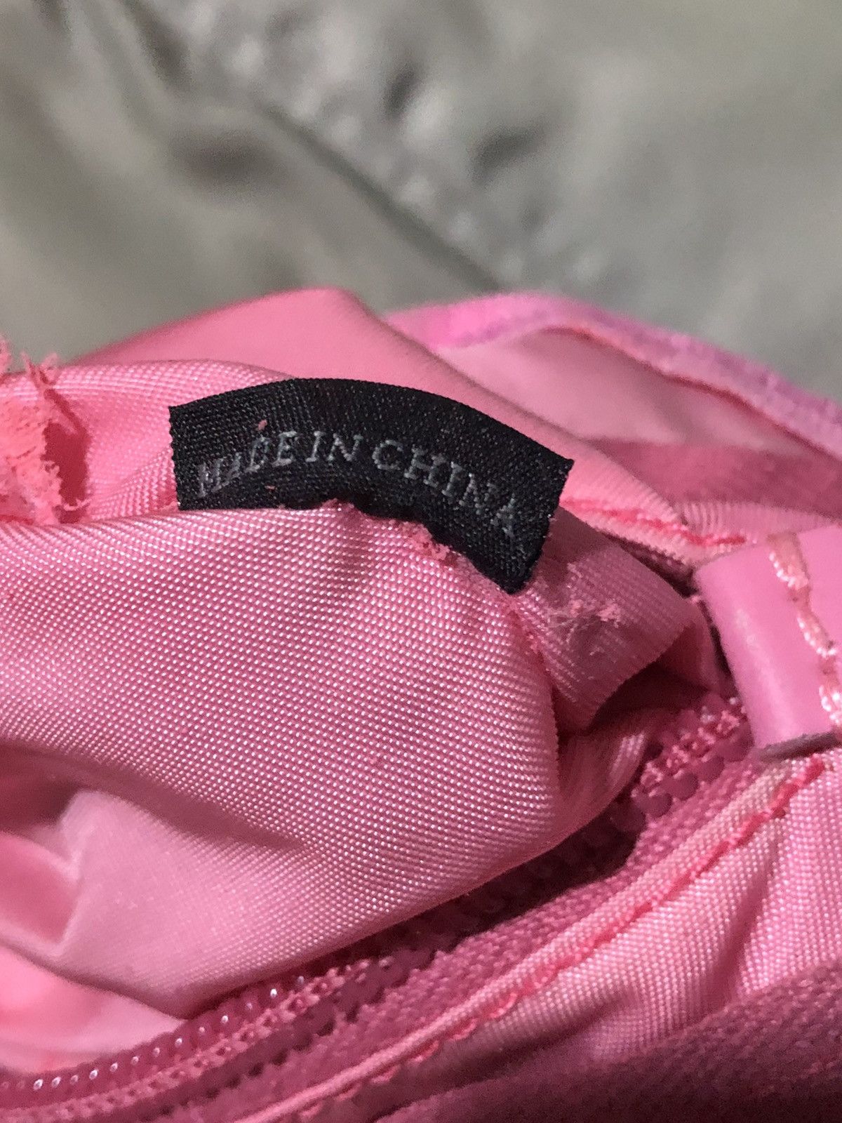 Prada Prada Fuschia Tessuto Nylon Zip Pouch Size ONE SIZE - 21 Thumbnail