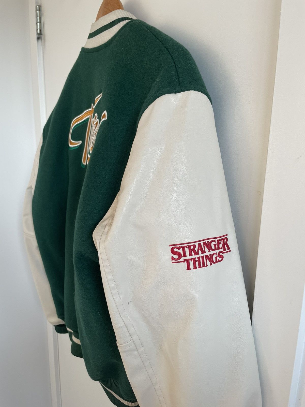 H&M HM X Strange things wool varsity jacket Size US S / EU 44-46 / 1 - 3 Thumbnail