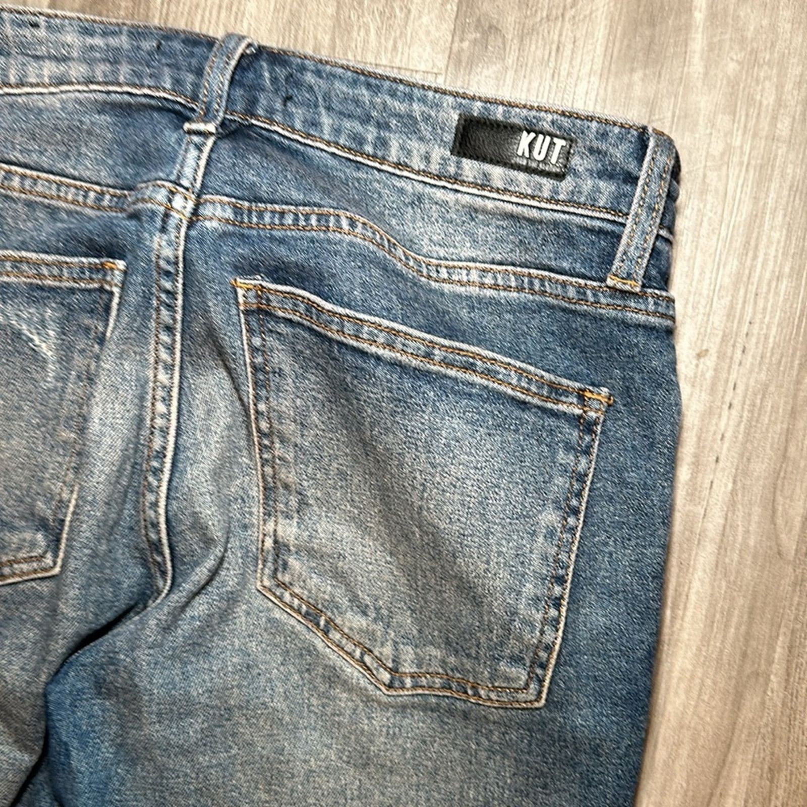 Other Kut From the Kloth Rachel Mom Jean - 4 Size 27" / US 4 / IT 40 - 4 Thumbnail
