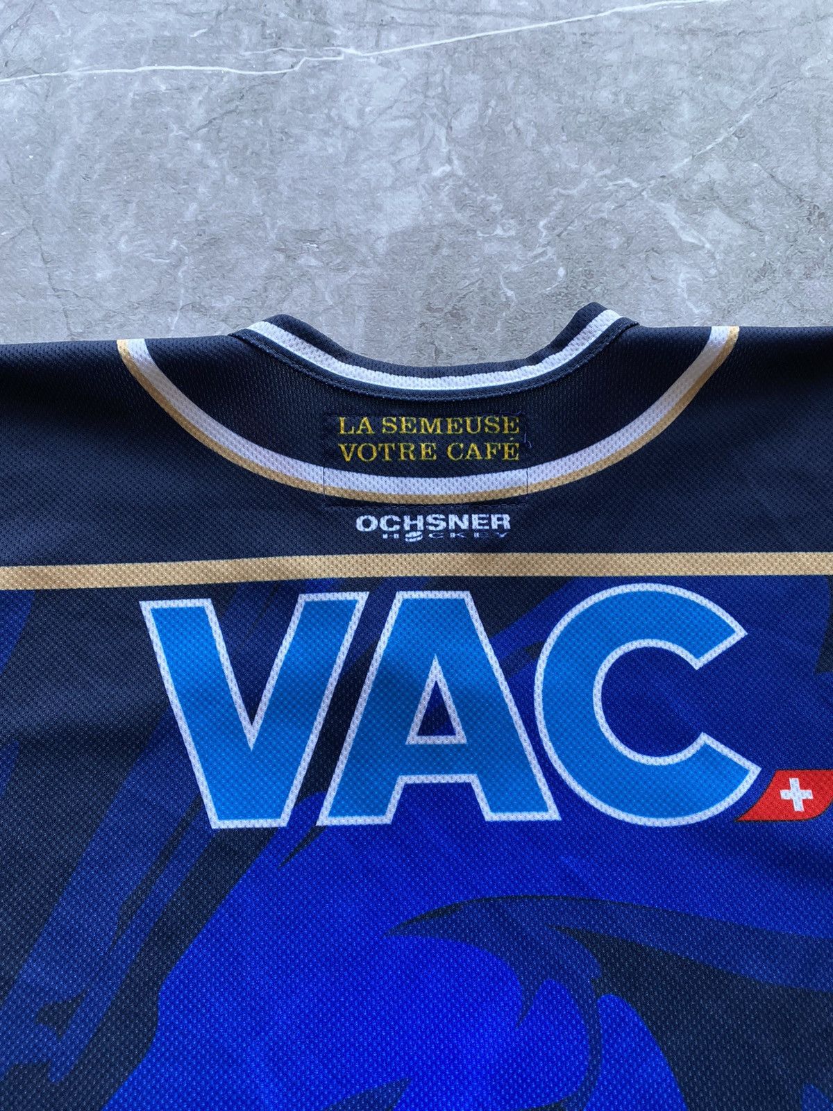 Vintage Vintage HC La Chaux-de-Fonds 2012-2013 Home Hockey Jersey Size US XXS / EU 40 - 16 Thumbnail