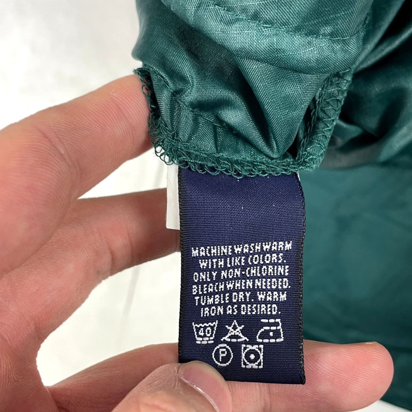 Eddie Bauer VINTAGE Eddie Bauer Ebtek Jacket Mens L Green Hooded Windbreaker Regular Fit Outdoor Size US L / EU 52-54 / 3 - 7 Thumbnail