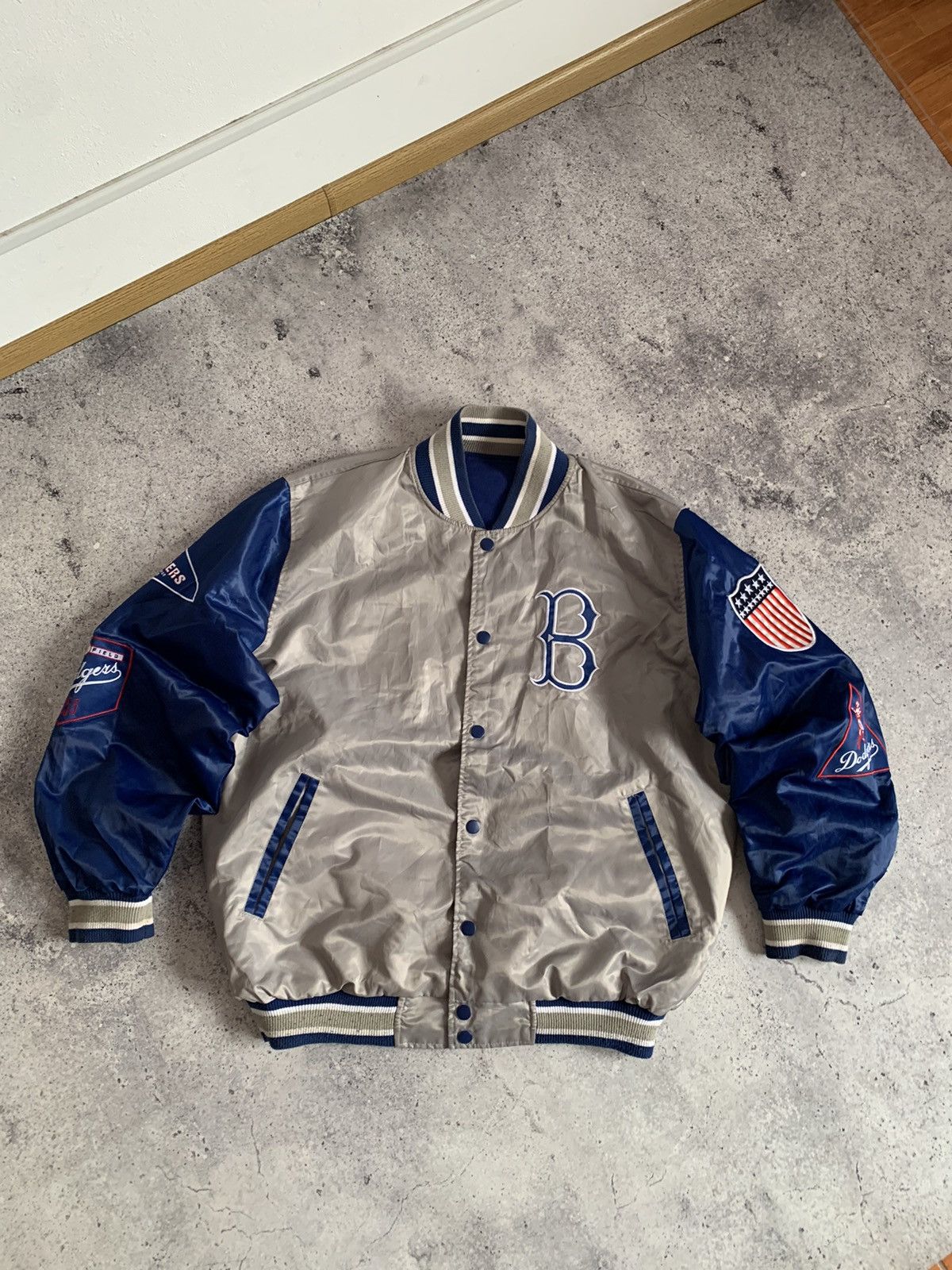 MLB Los Angeles Dodgers MLB Reversible Satin Bomber Jacket Size US XL / EU 56 / 4 - 2 Thumbnail