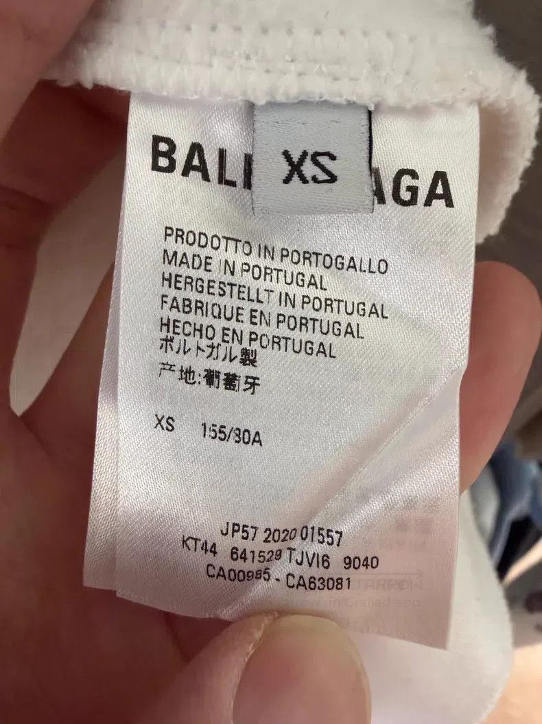 Balenciaga Balenciaga Seven languages printed hooded sweatshirt Size US XS / EU 42 / 0 - 4 Thumbnail
