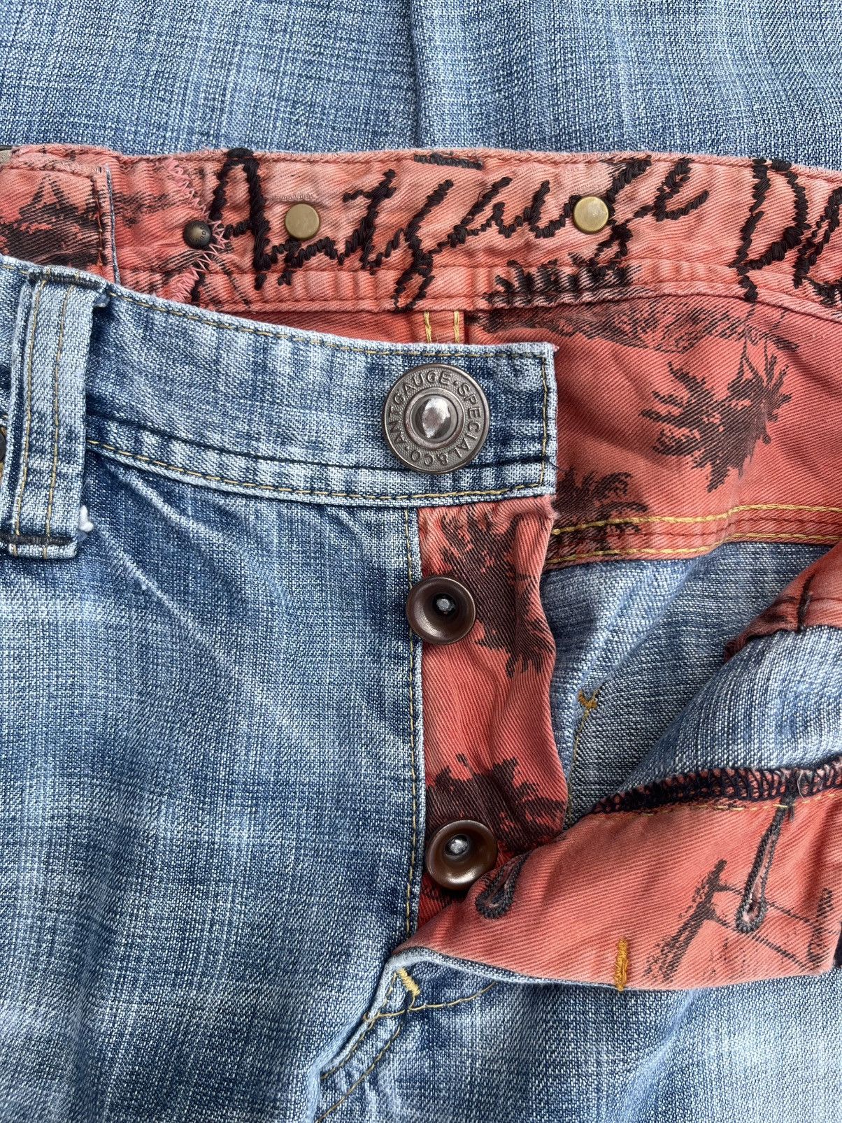 Japanese Brand Vintage Japanese Ant Gauge Distressed Frayed Leg Jeans Size US 30 / EU 46 - 11 Thumbnail