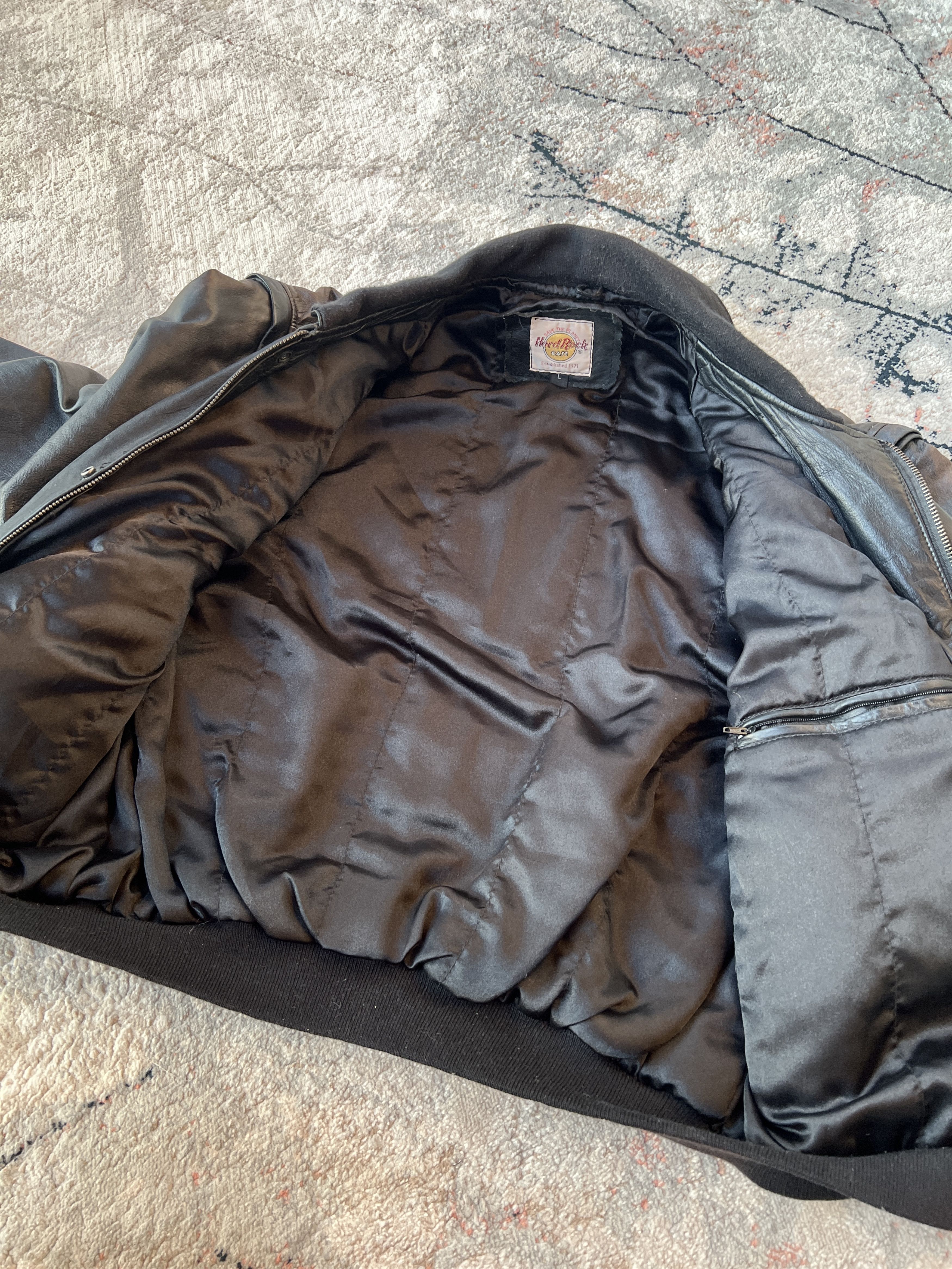 Hard Rock Cafe Hard Rock Cafe Kowloon Vintage Leather Jacket Size US L / EU 52-54 / 3 - 10 Thumbnail
