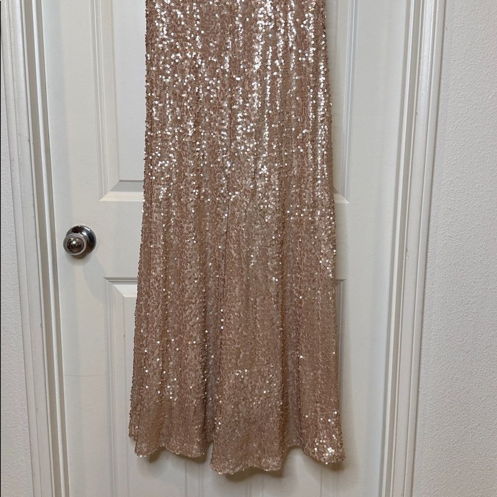 Adrianna Papell Adrianna Papell gold sequin short cap sleeve formal gown 8 Size M / US 6-8 / IT 42-44 - 8 Thumbnail