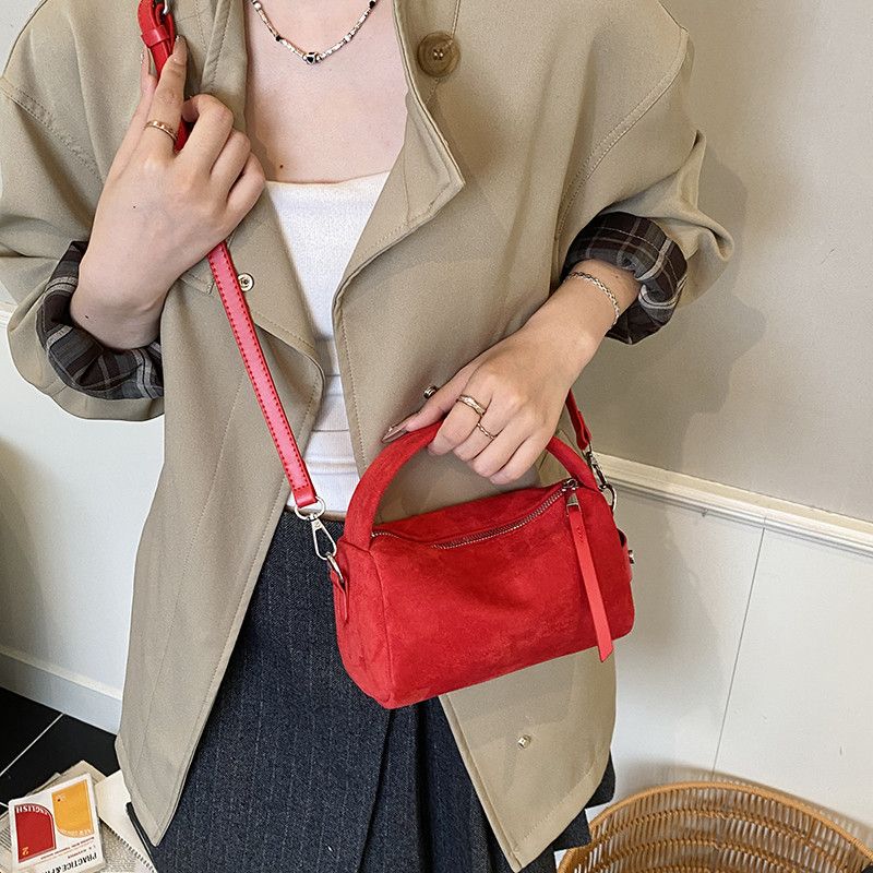 Leather Urban Glow Bucket Purse Size ONE SIZE - 1 Thumbnail