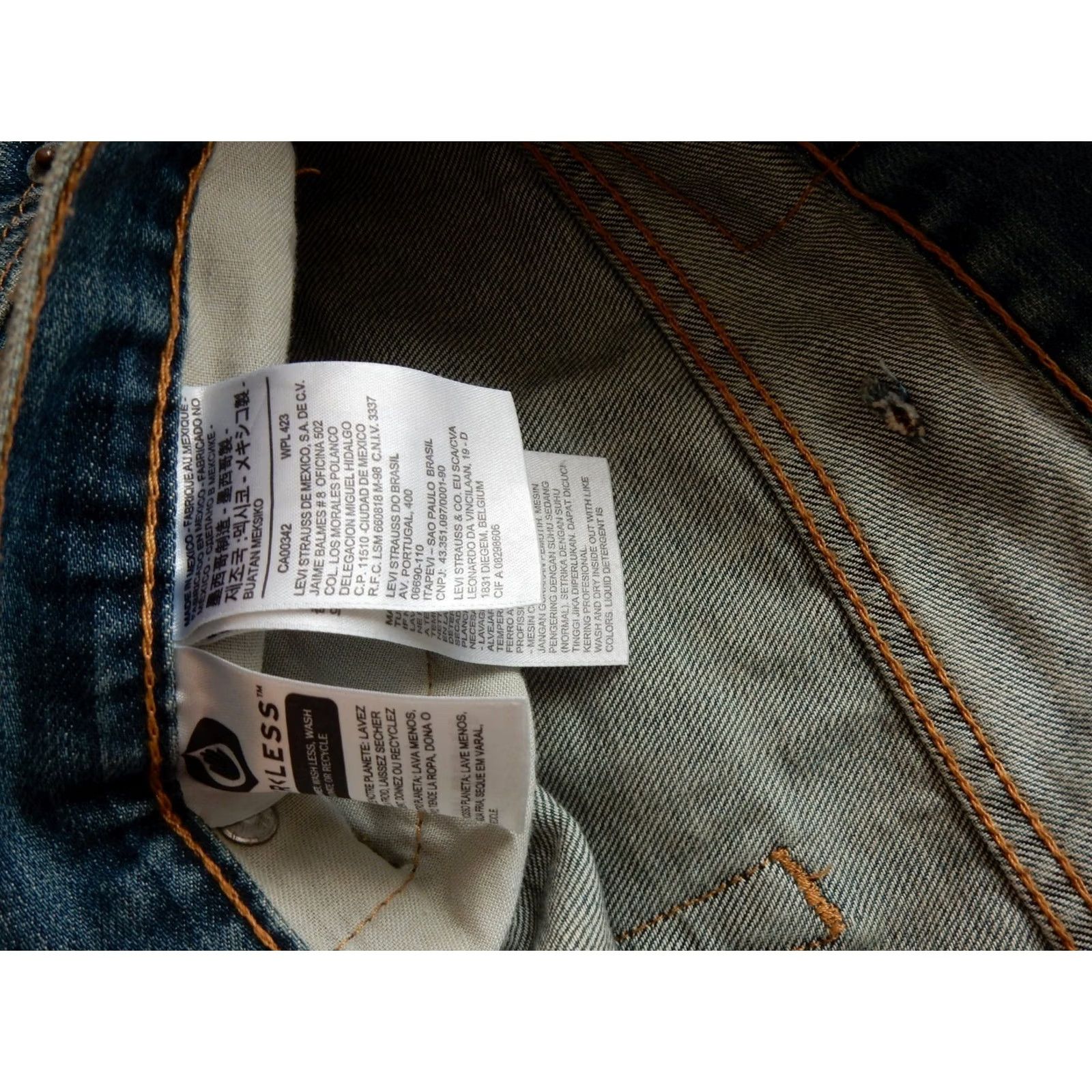 Levi's Levi's Jeans 48x30 Denim Blue 559 Straight MenSize 48 Inseam 30 Regular Size US 32 / EU 48 - 5 Thumbnail