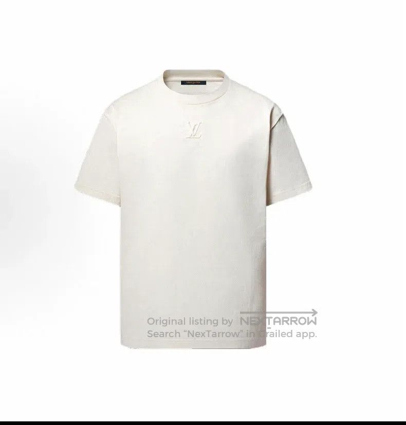 Louis Vuitton Louis Vuitton Logo embossed crewneck T-shirt Size US L / EU 52-54 / 3 - 3 Thumbnail