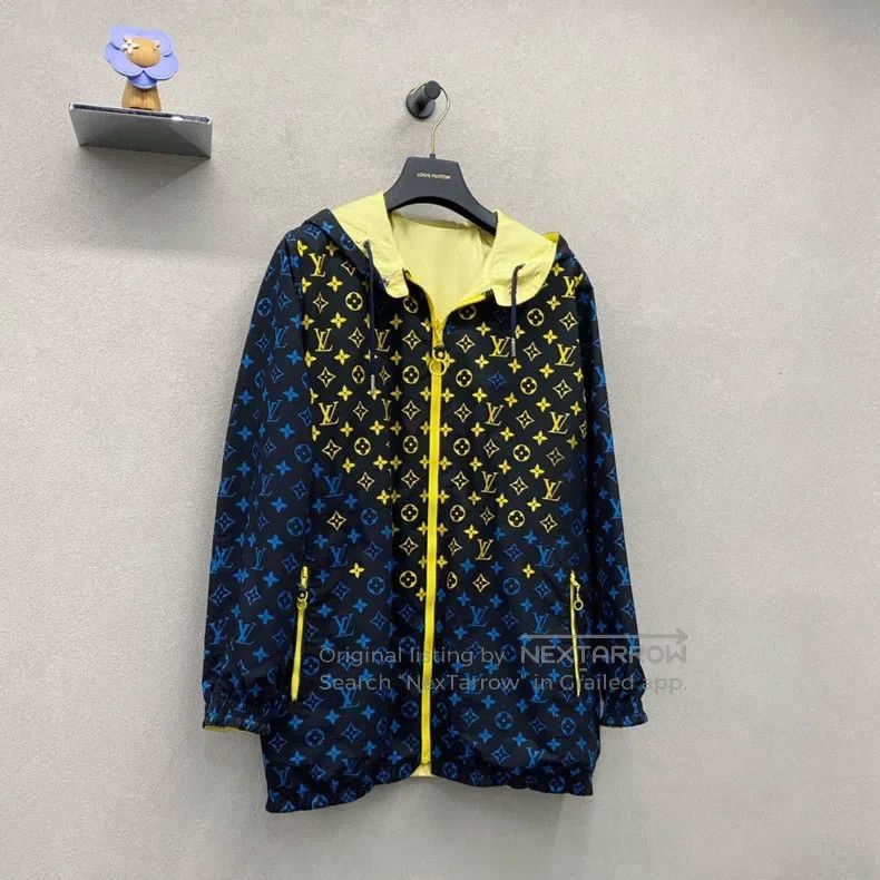 Louis Vuitton Louis Vuitton Printed logo gradient jacket Size XXS / US 00 / IT 34 - 3 Thumbnail
