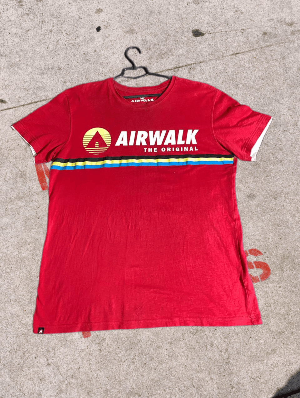 Airwalk × Vintage Vintage 90s Airwalk Simple Spellout Graphic Tshirt Size US L / EU 52-54 / 3 - 1 Thumbnail