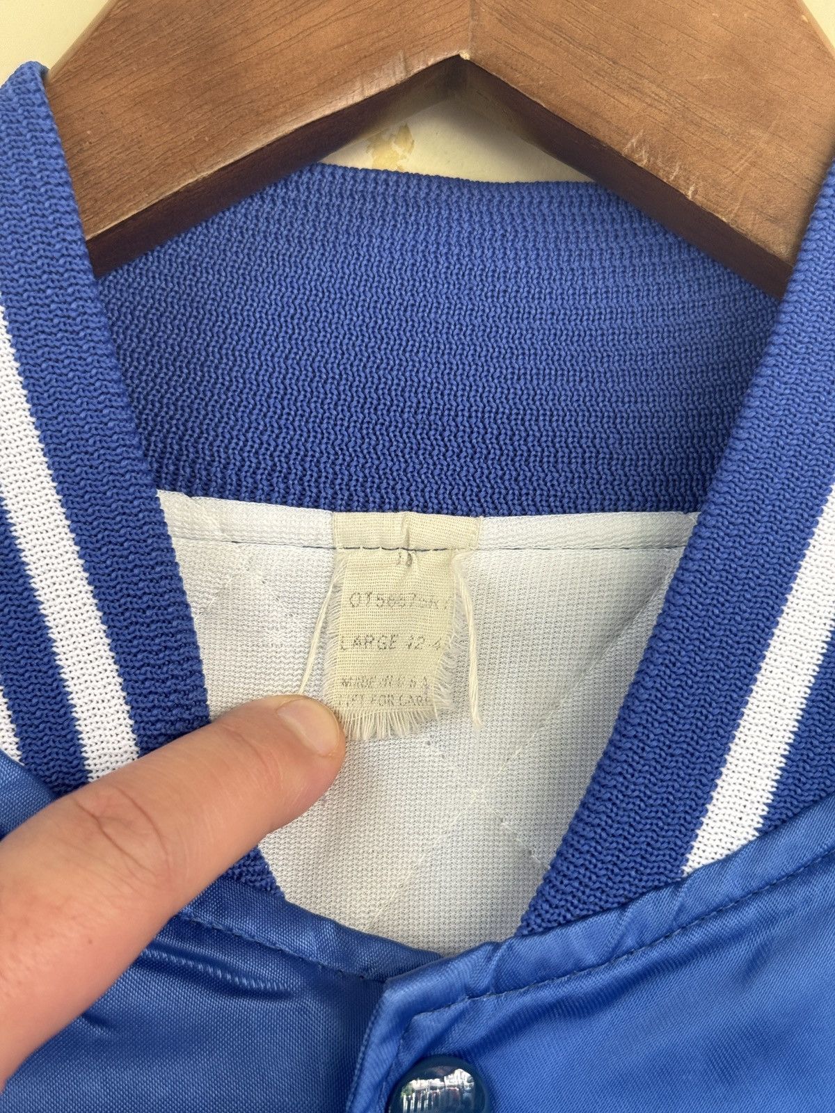 Other *RARE* 80s 90s WORLD GYM BOMBER JACKET BODYBUILDING Size US XL / EU 56 / 4 - 3 Thumbnail
