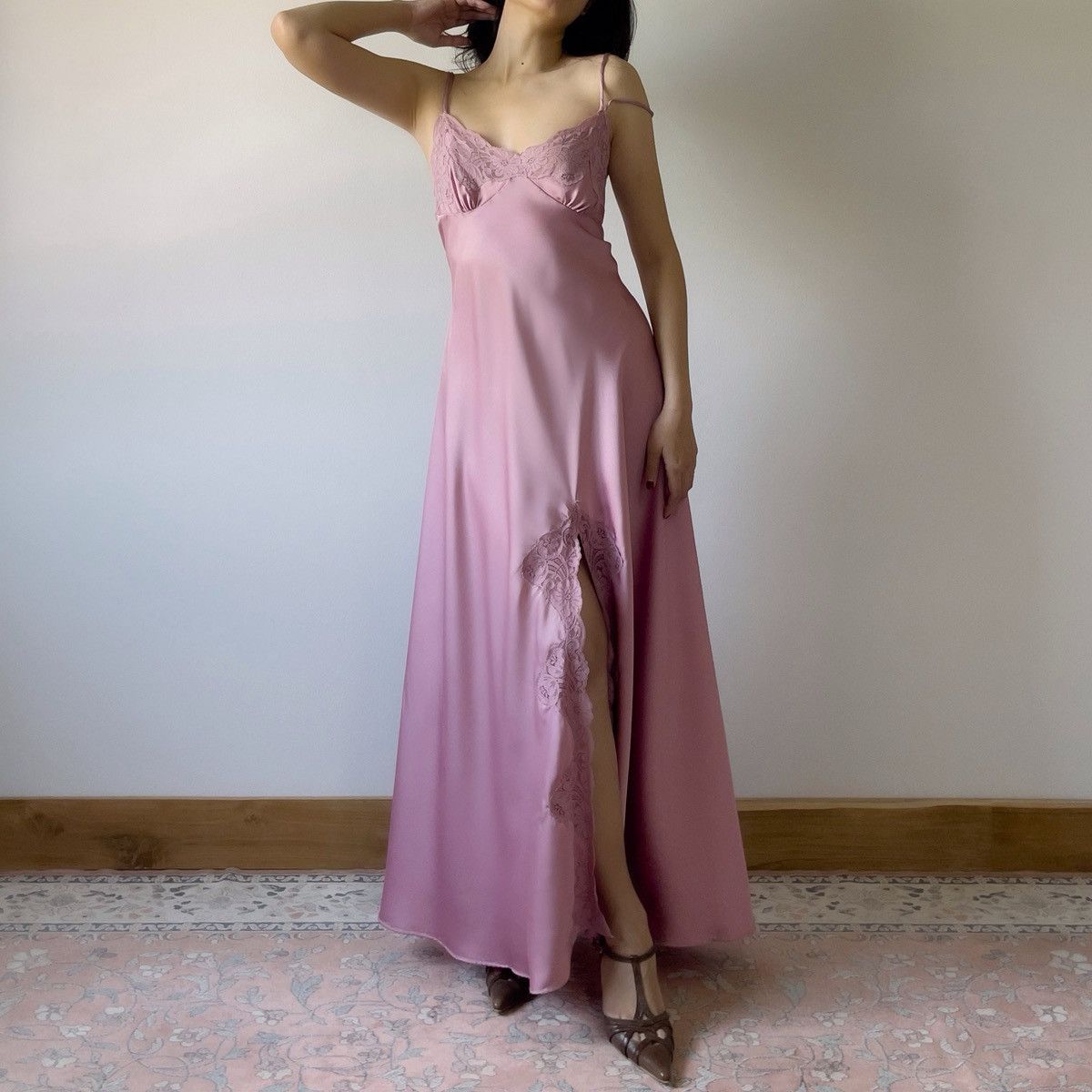 Vintage Lily of France 1990s Dusty Rose Satin Slip Gown (S–M) Size M / US 6-8 / IT 42-44 - 1 Thumbnail