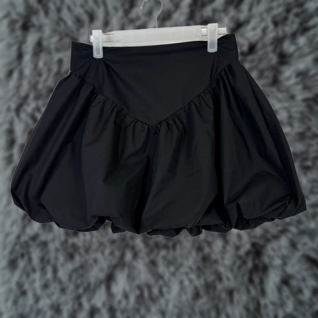 Cider Cider Mini Skirt Women’s M Black Puffy Bottom Polyester Trendy Flare Style W 251 Size 32" / US 10 / IT 46 - 1 Thumbnail