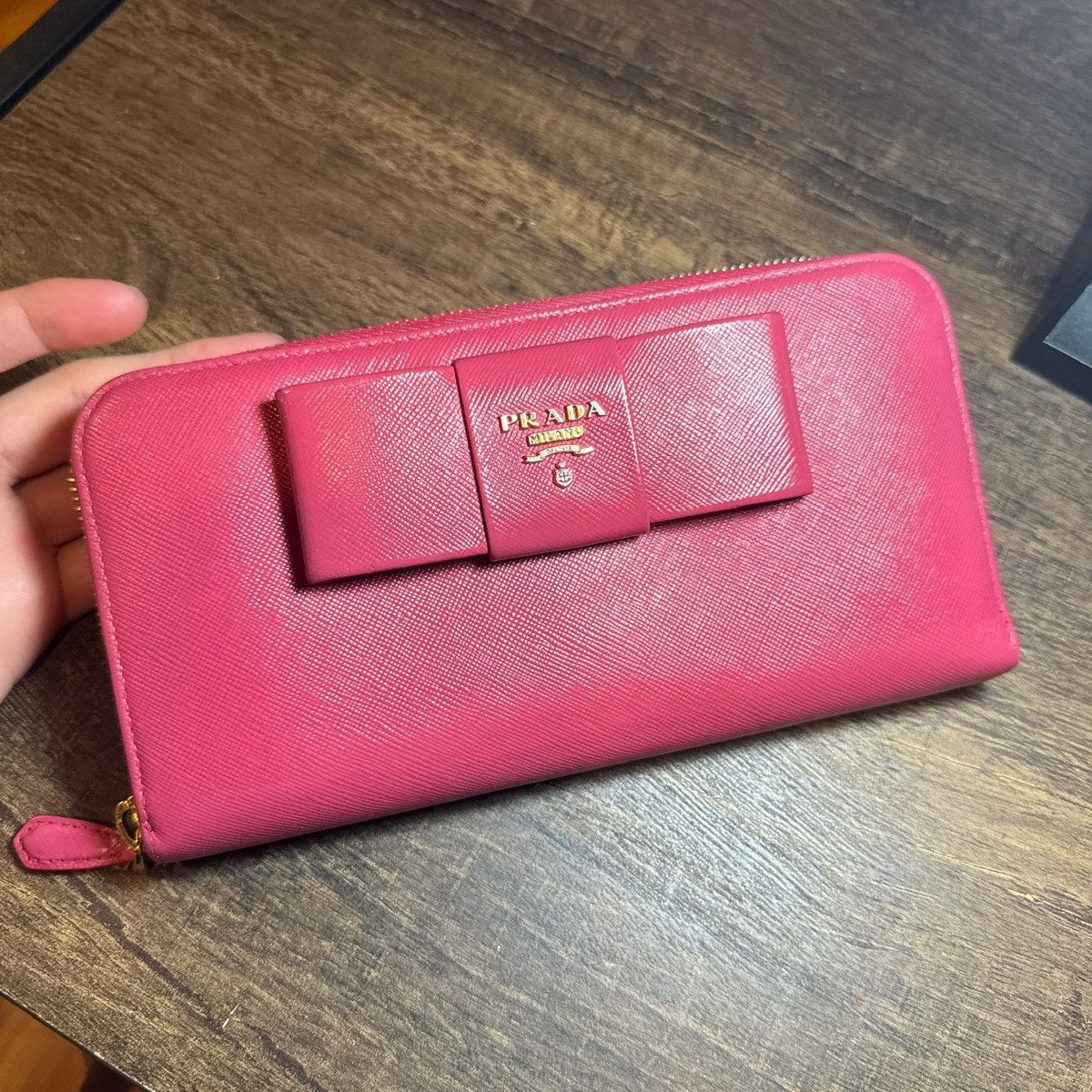 Prada Prada pink wallet 🎀 Size ONE SIZE - 1 Thumbnail
