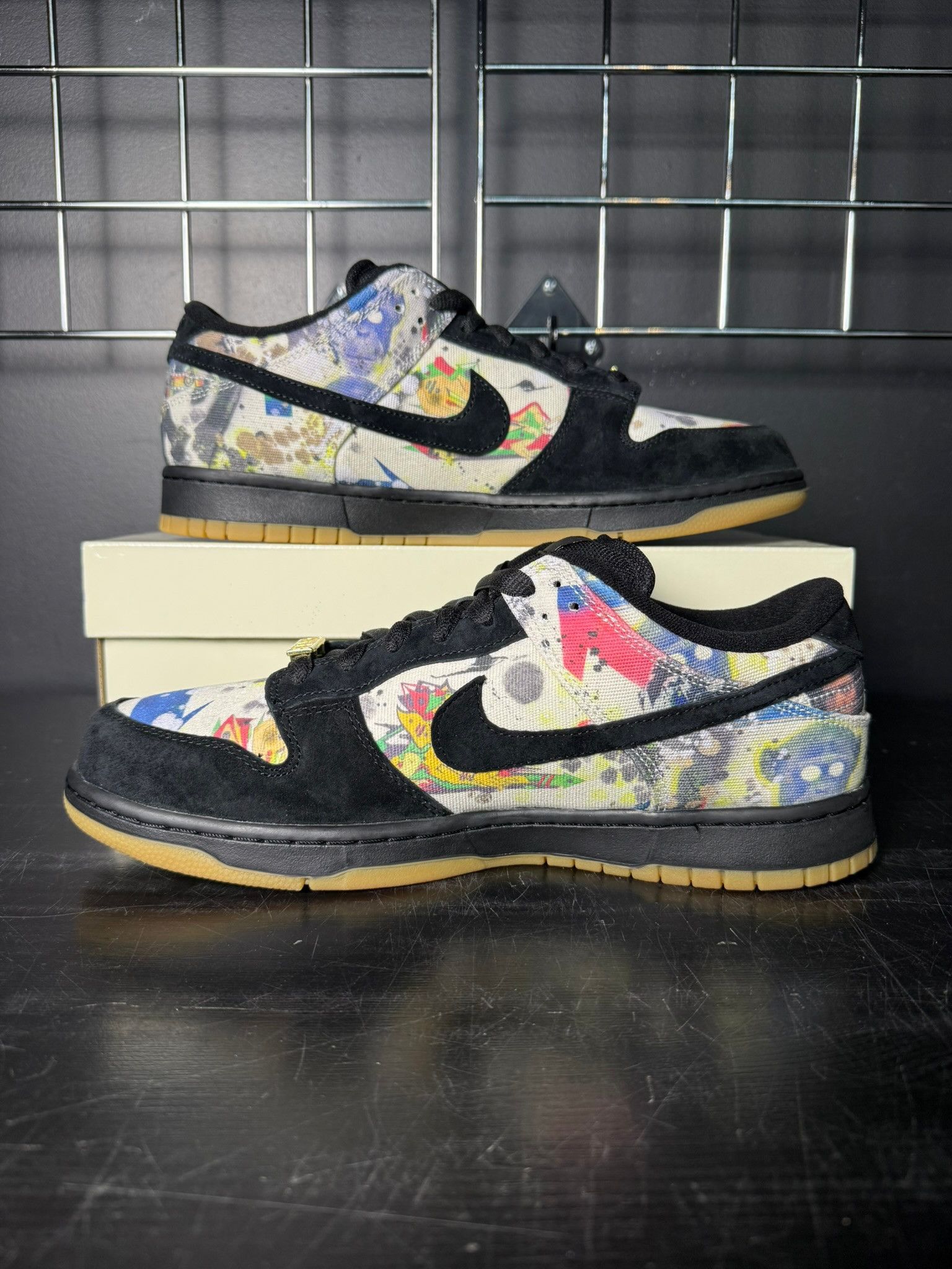 Nike Nike SB Dunk Low x Supreme "Rammellzee" Size US 12 / EU 45 - 2 Thumbnail