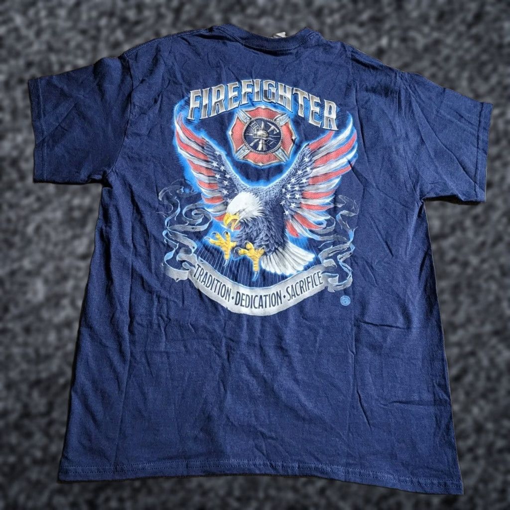 Gildan Mens L Firefighter T Shirt Double Sided American Eagle Flag Size US L / EU 52-54 / 3 - 1 Thumbnail