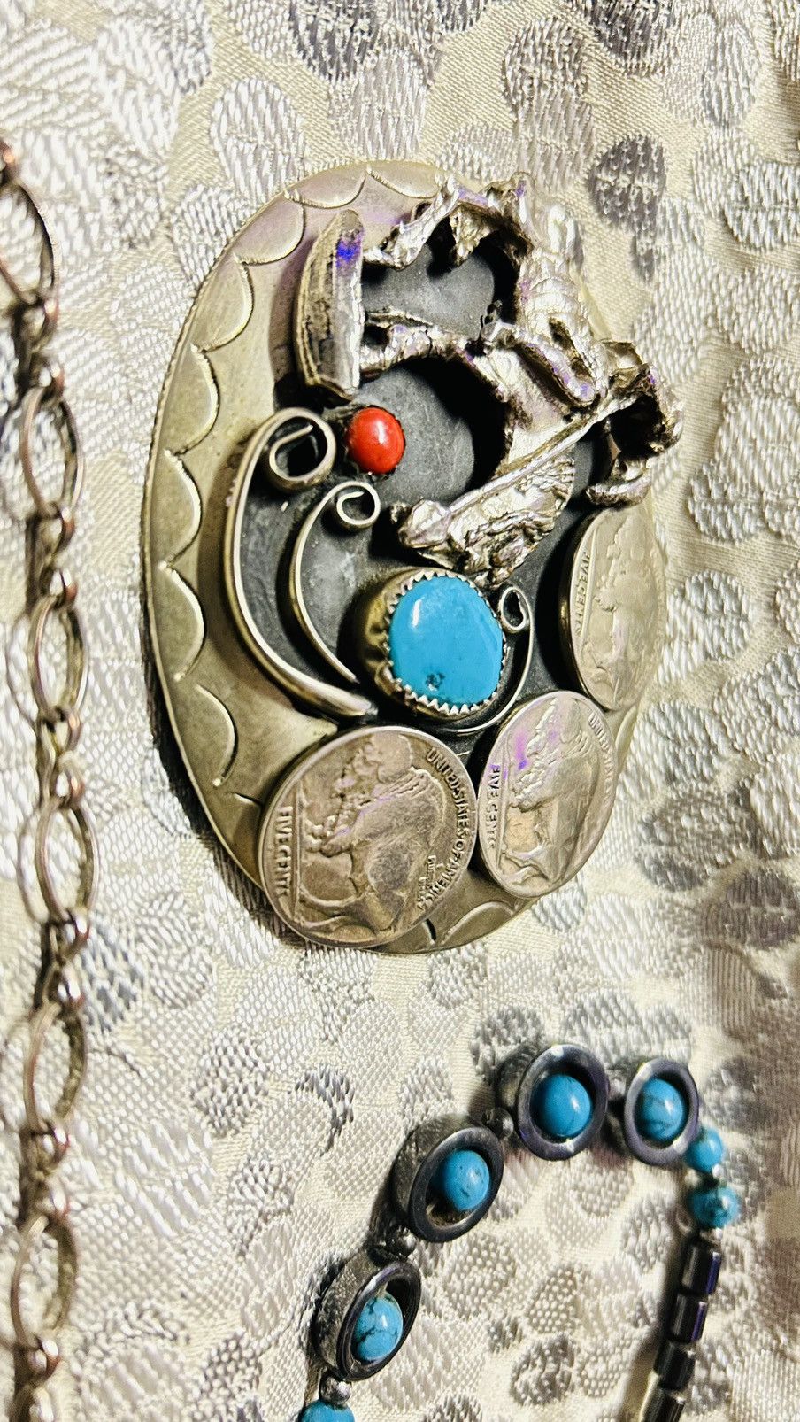 Native × Vintage VINTAGE END OF TRAIL TURQUOISE CORAL BELTBUCKLE Size ONE SIZE - 1 Thumbnail