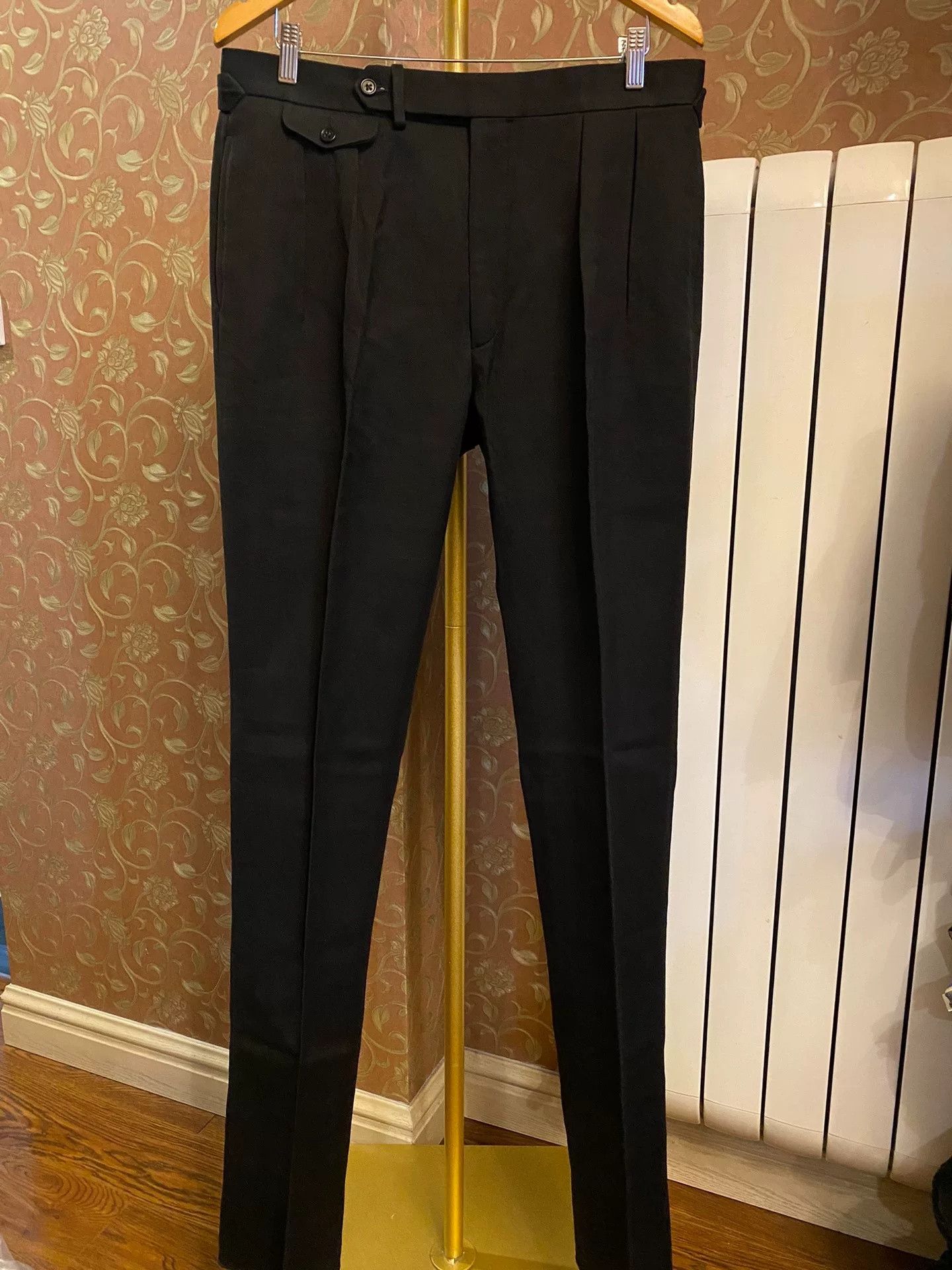 Ralph Lauren Purple Label Ralph Lauren Purple Label Linen Trousers Size US 34 / EU 50 - 1 Thumbnail