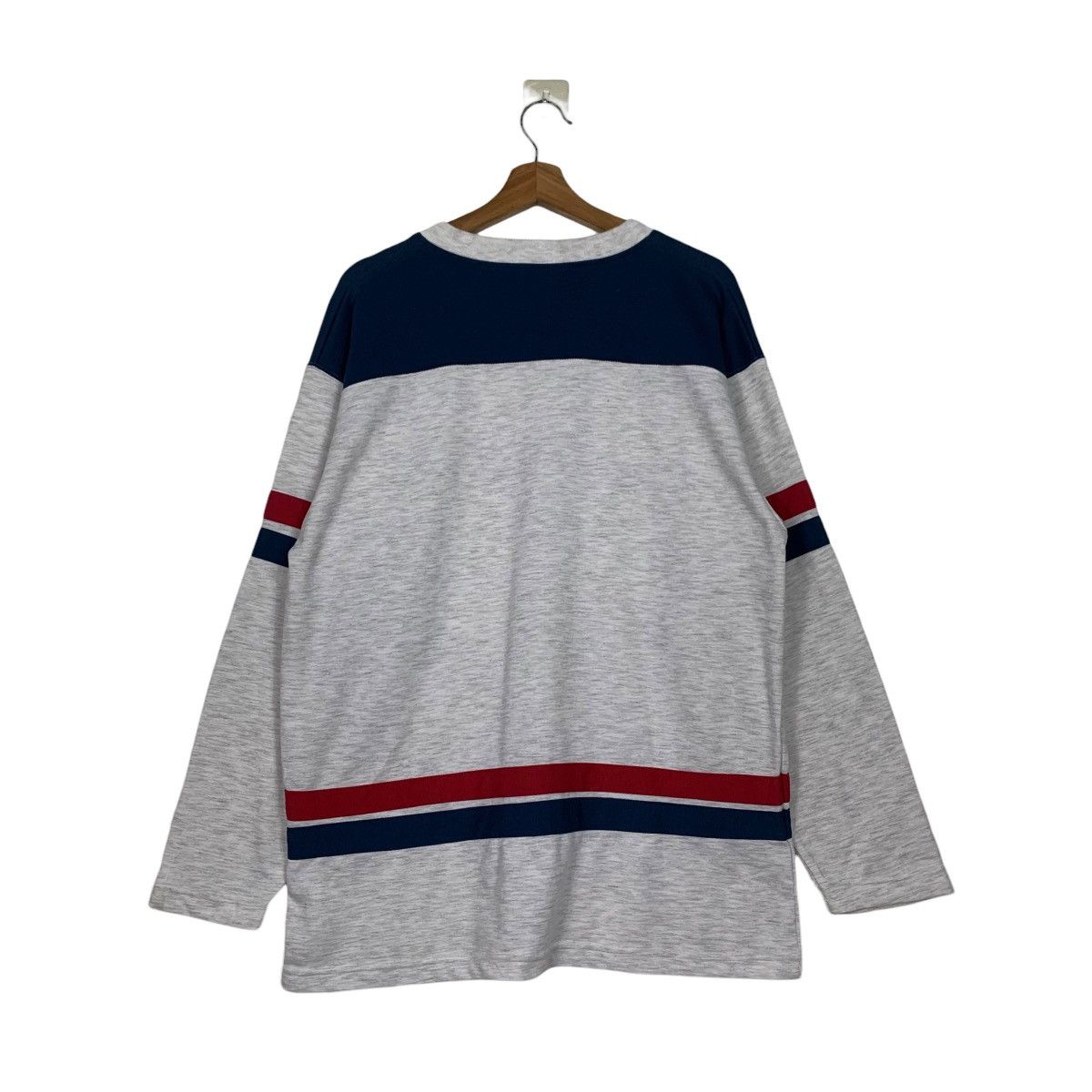 New Balance Vintage 90's NEW BALANCE V Neck Long Sleeve Shirt #2493-C112 Size US L / EU 52-54 / 3 - 14 Thumbnail