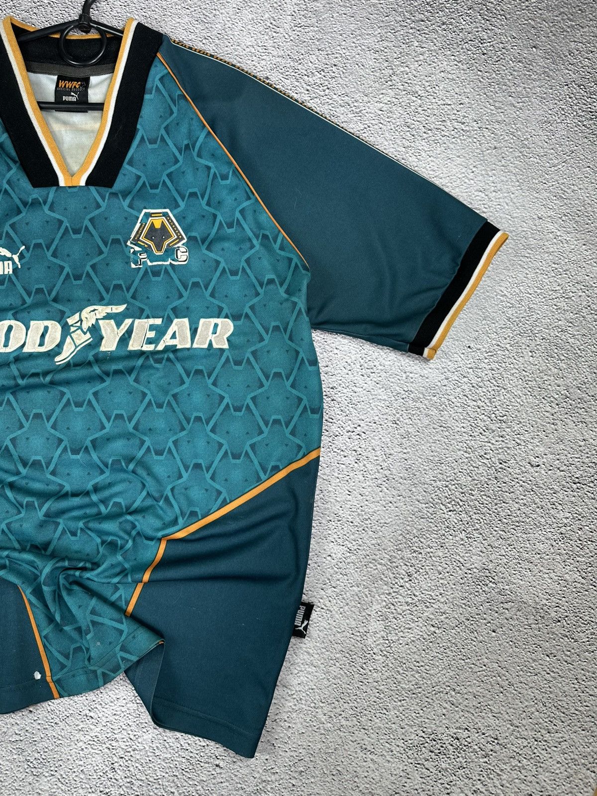Puma Vintage Puma Wolves ‘Goodyear’ Away 1993‑1995 Soccer Jersey Size US XL / EU 56 / 4 - 5 Thumbnail