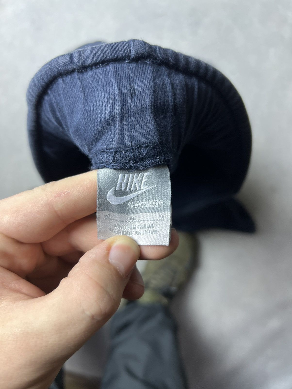 Nike Nike Vintage Sweatpants Mini Logo Swoosh Joggers Y2k Style Size US 32 / EU 48 - 4 Thumbnail