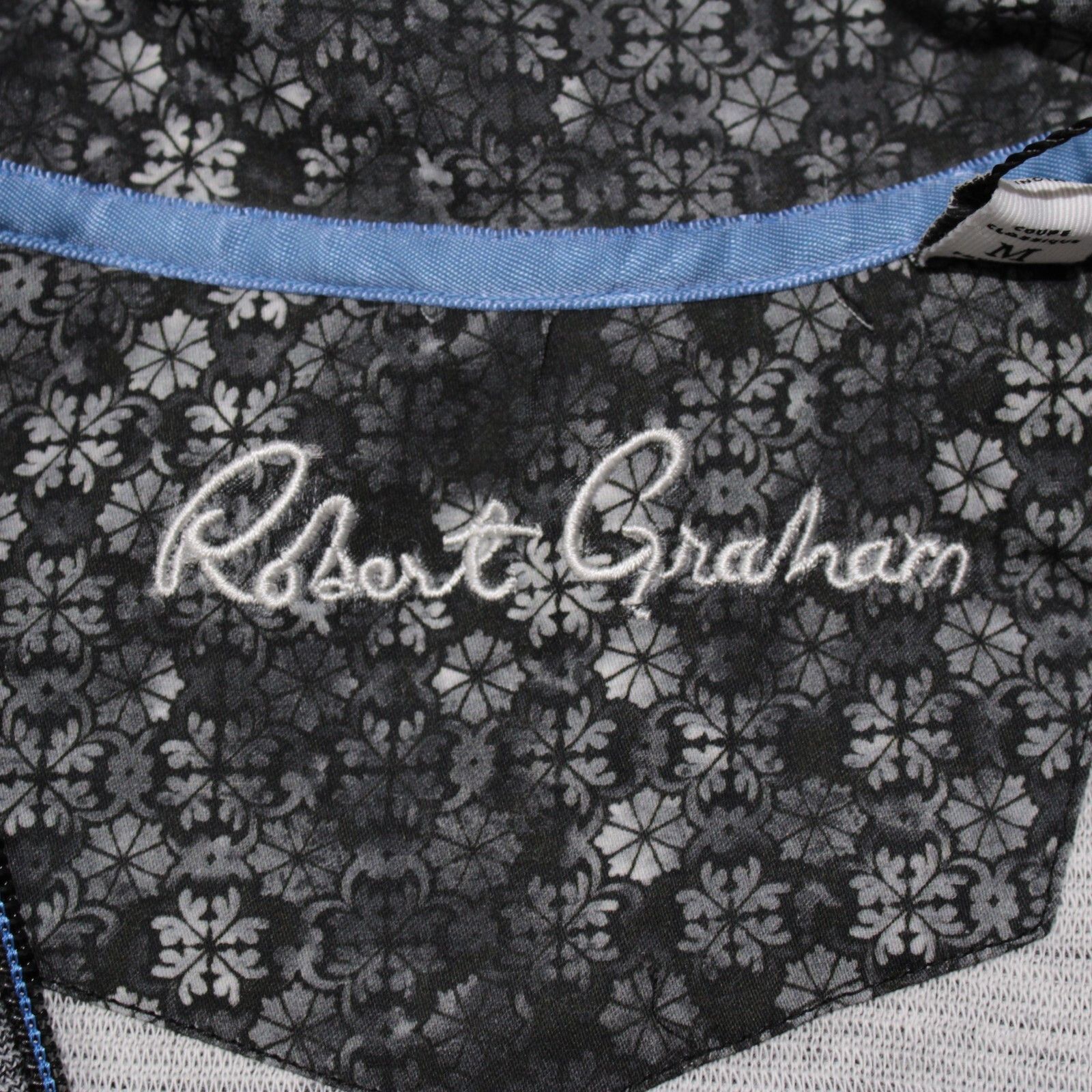 Robert Graham Robert Graham Sweater Size US M in Gray Size US M / EU 48-50 / 2 - 7 Thumbnail