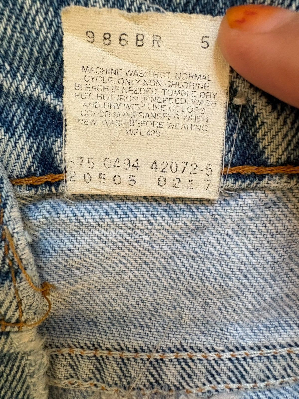 Levi's Vintage 90s Levis 505 Mud Wash Ripped Star Shape Jeans Size US 33 - 11 Thumbnail