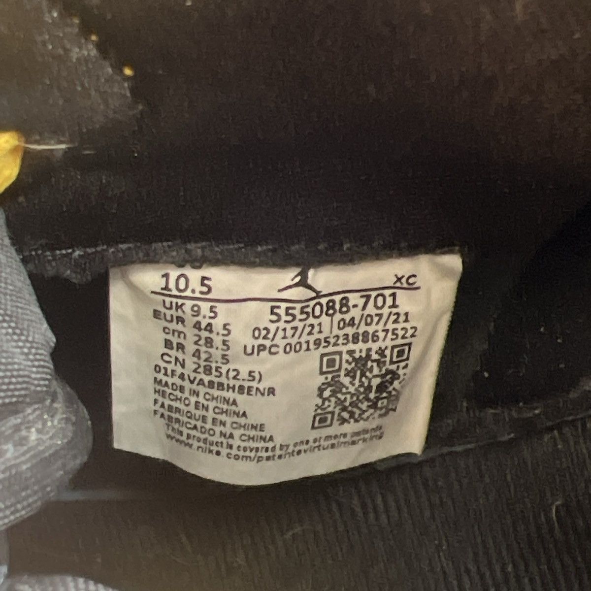 Nike Air Jordan 1 High pollen Size US 10.5 / EU 43-44 - 8 Thumbnail