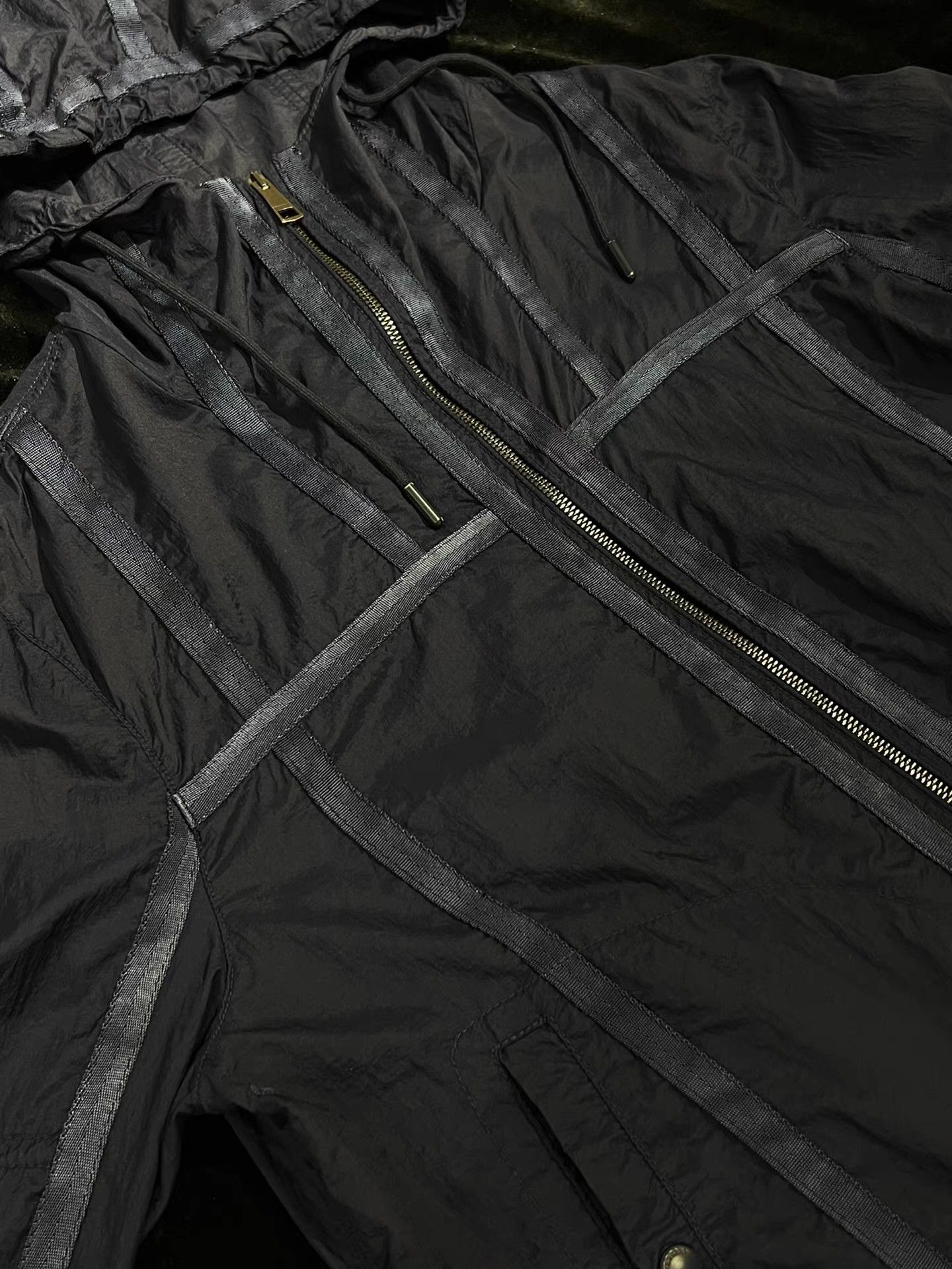 Burberry Burberry Sport Early Vintage MetallicNylon Windbreaker Q13 Size US L / EU 52-54 / 3 - 5 Thumbnail