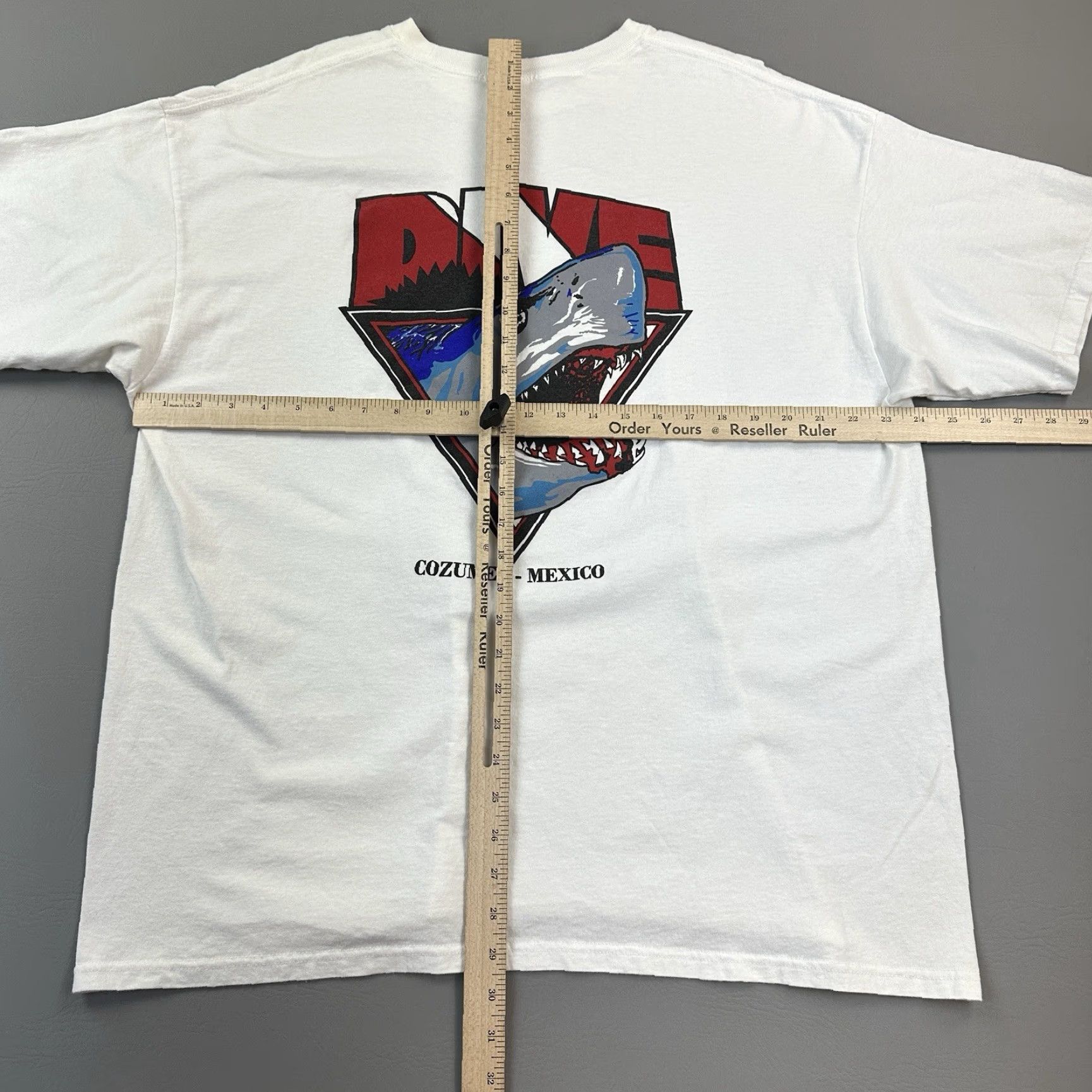 Greats VINTAGE Yazbek Shirt Mens XL White Dive Cozumel Great White Scuba Graphic Shirt Size US XL / EU 56 / 4 - 3 Thumbnail