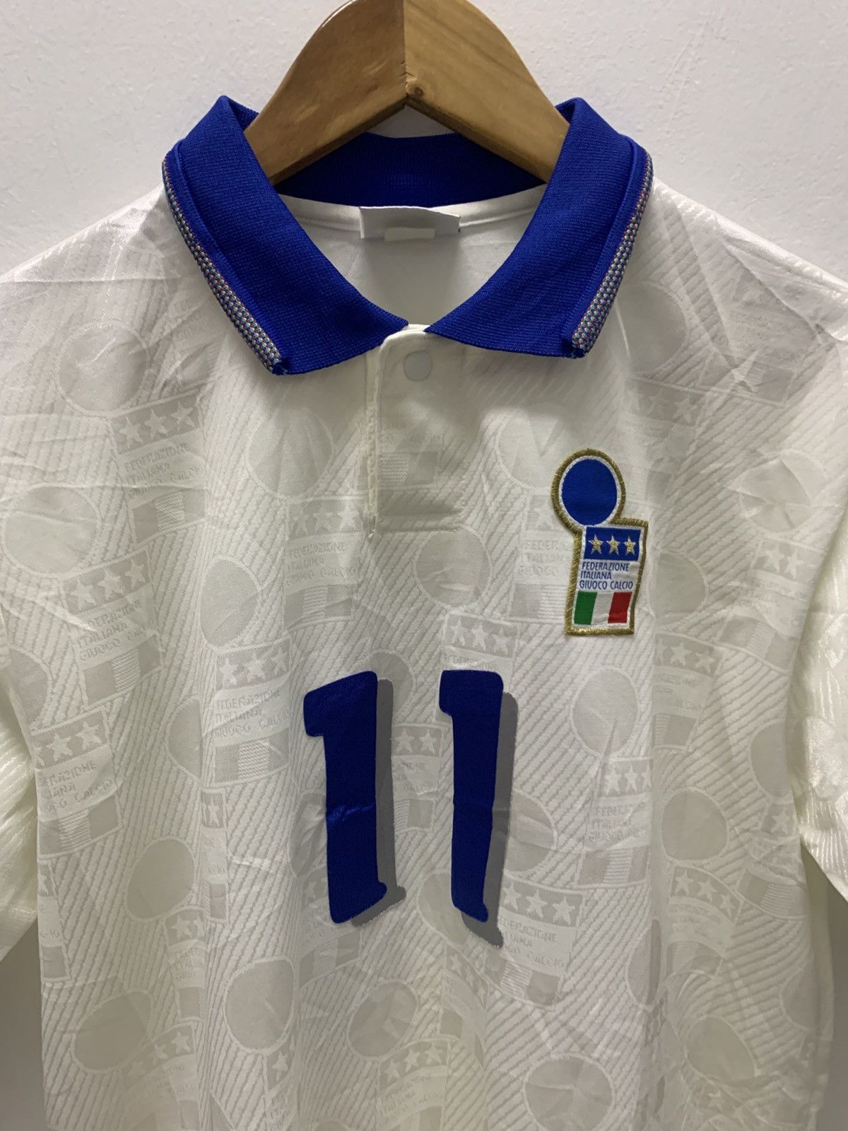 Vintage 1992-94 Italy Match Issue Away Shirt #11 Size US L / EU 52-54 / 3 - 2 Thumbnail