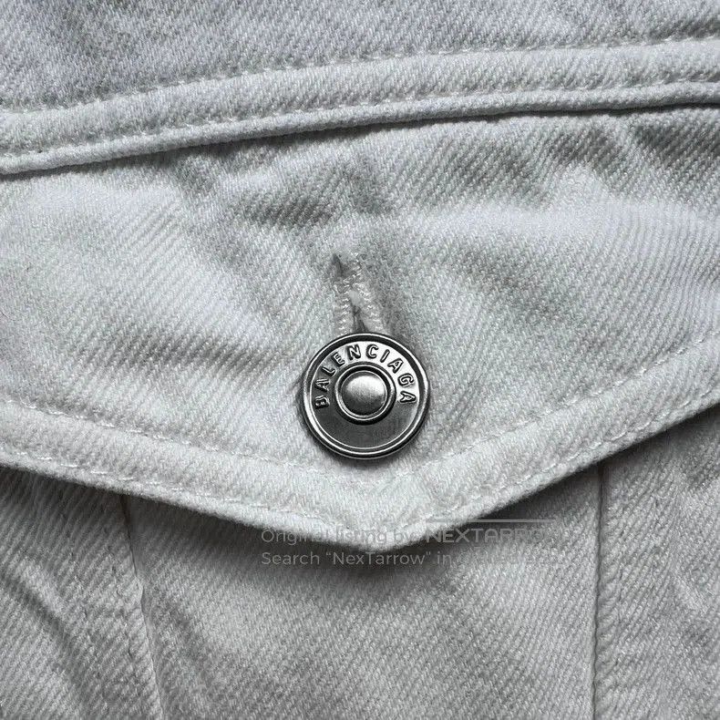 Balenciaga Balenciaga Embroidered Collar Denim Jacket. Size US M / EU 48-50 / 2 - 3 Thumbnail