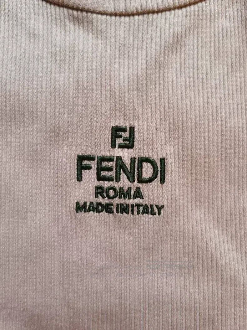 Fendi Fendi Pink Knitted Short-sleeved Top with Dark Green Lette Size S / US 4 / IT 40 - 4 Thumbnail