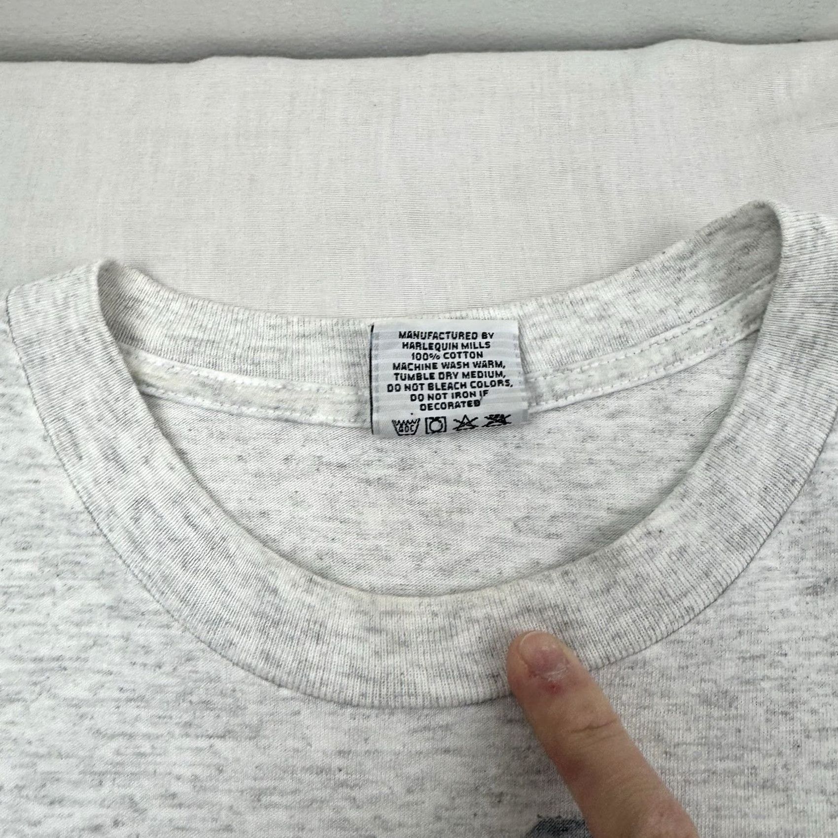 Vintage VINTAGE Wolf Nature T Shirt Adult XL All Over Print Animals Forest Snow 90s USA Shirt Mens XL Gray 90s Animals Nature Victoria? Size US XL / EU 56 / 4 - 3 Thumbnail