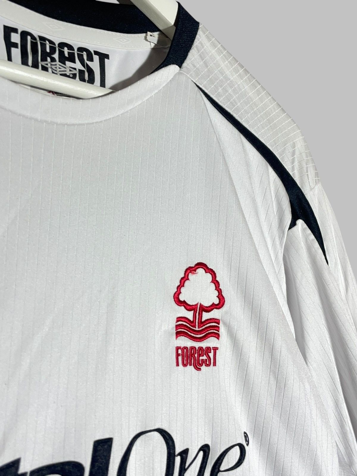 Umbro Nottingham Forest Umbro 2005/07 Goalkeeper Football Jersey Size US XL / EU 56 / 4 - 4 Thumbnail