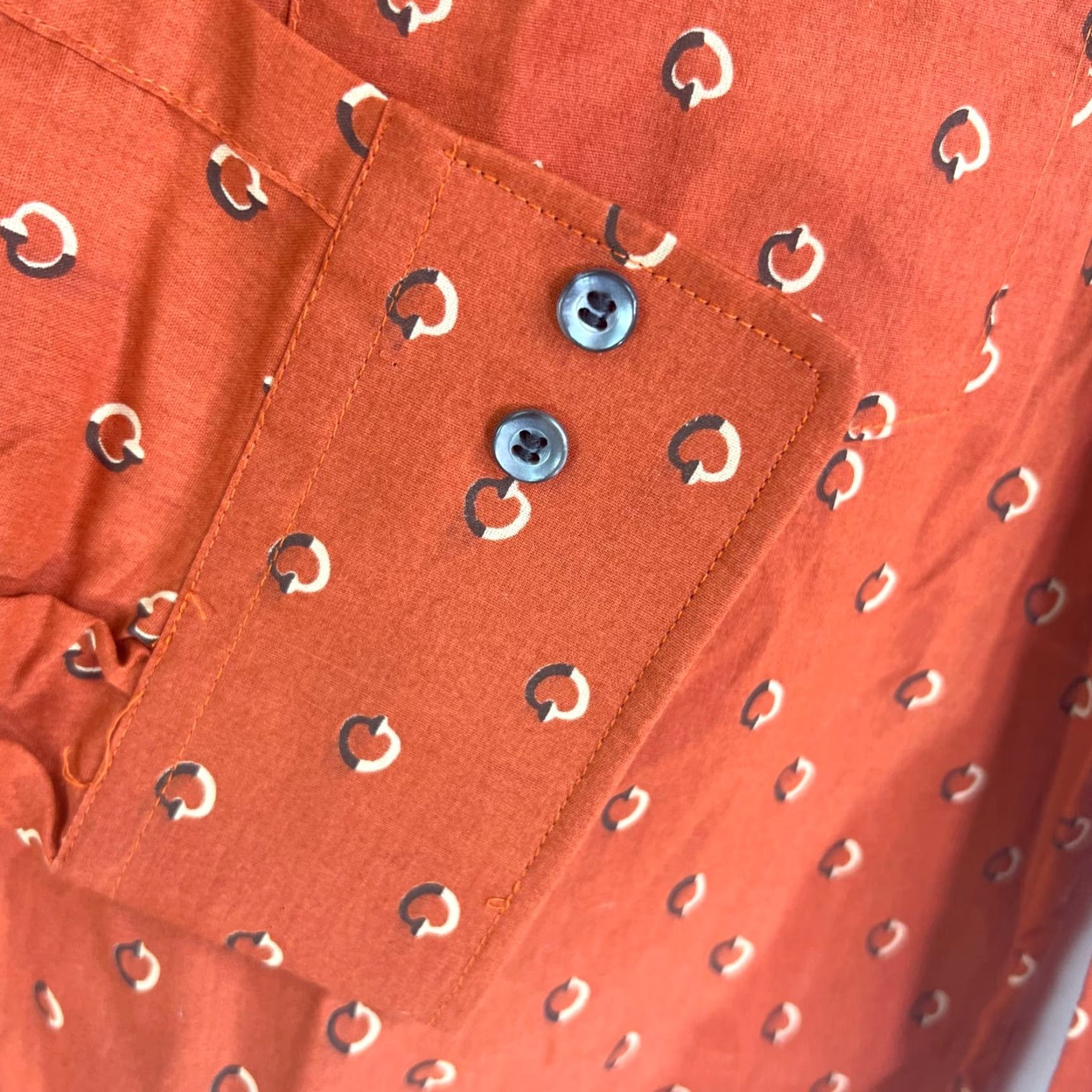 Vintage VINTAGE Intrepid Manhattan Button Up Euro Fit Shirt Mens Size 16.5 L Orange Geometric 90s Theme Mens Shirt Size US L / EU 52-54 / 3 - 4 Thumbnail