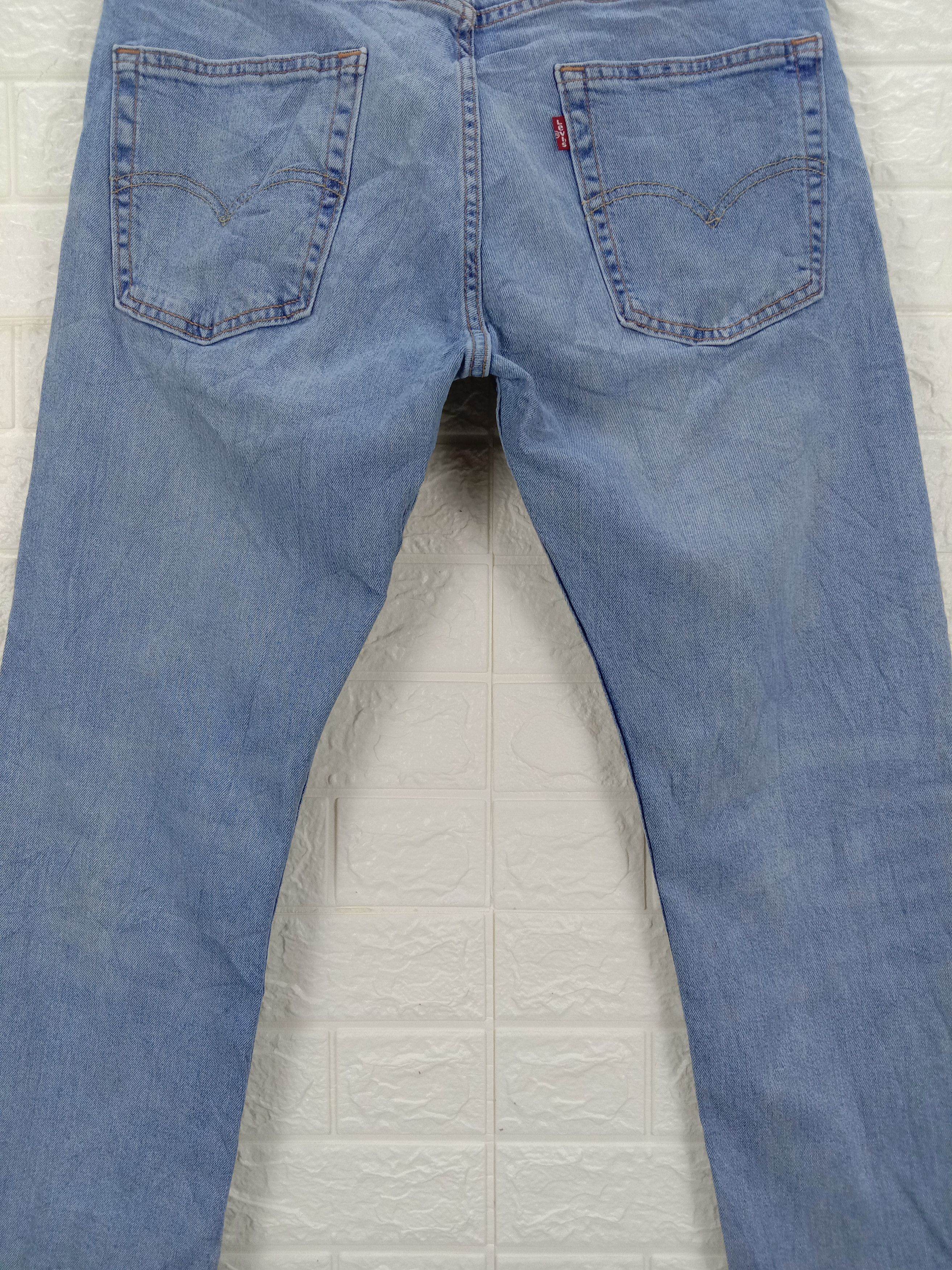 Levi's Vintage Levi's 513 Light Wash Jeans Size US 32 / EU 48 - 7 Thumbnail