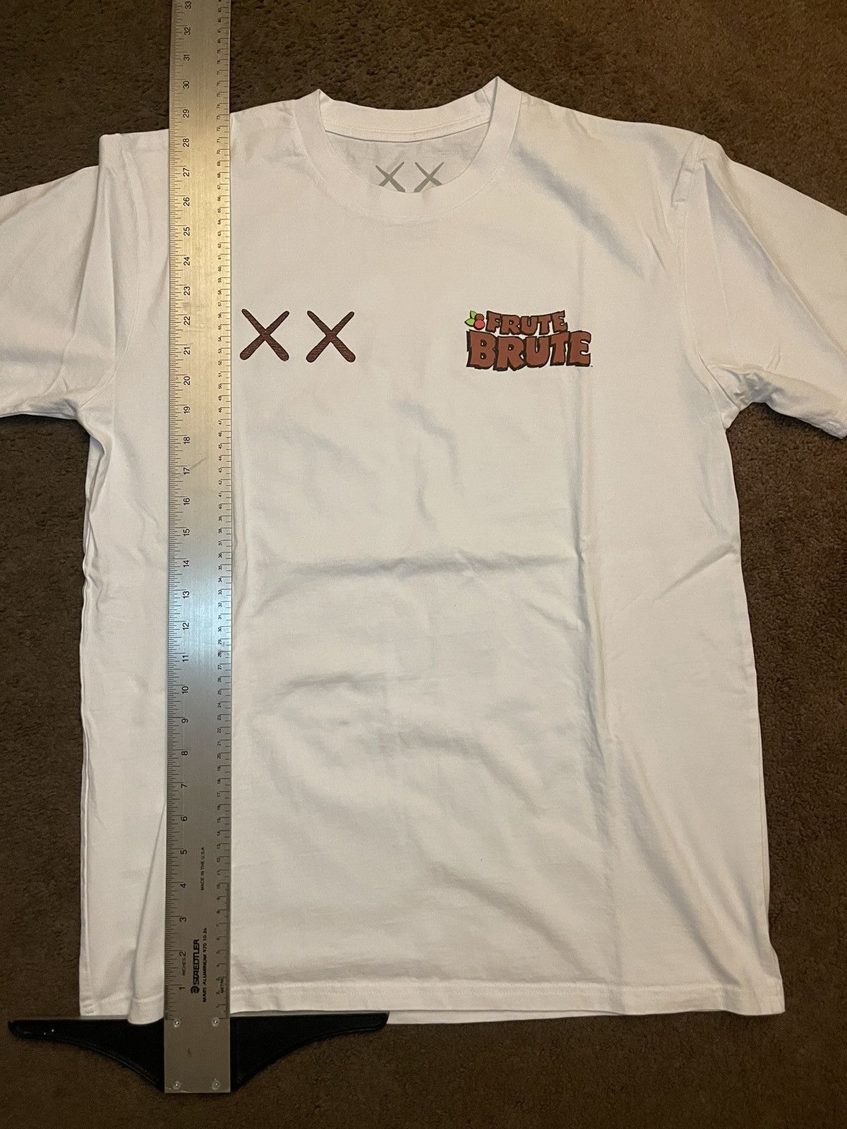 Kaws Kaws Sz L Size US L / EU 52-54 / 3 - 3 Thumbnail